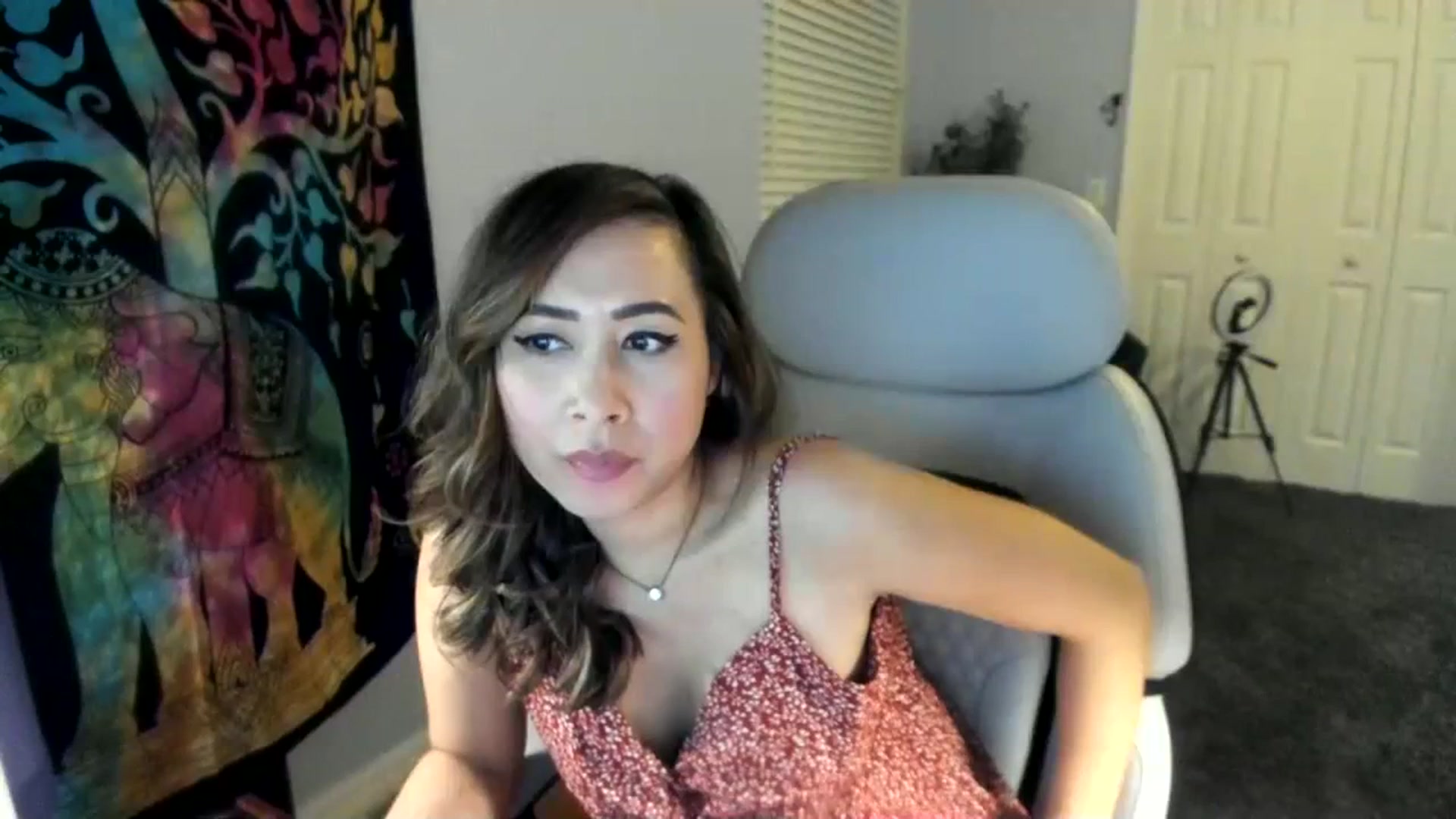 Gallery image thumbnail from Downloads's myfreecams stream on, 04/12/2024, 06:59 image 10 of 20