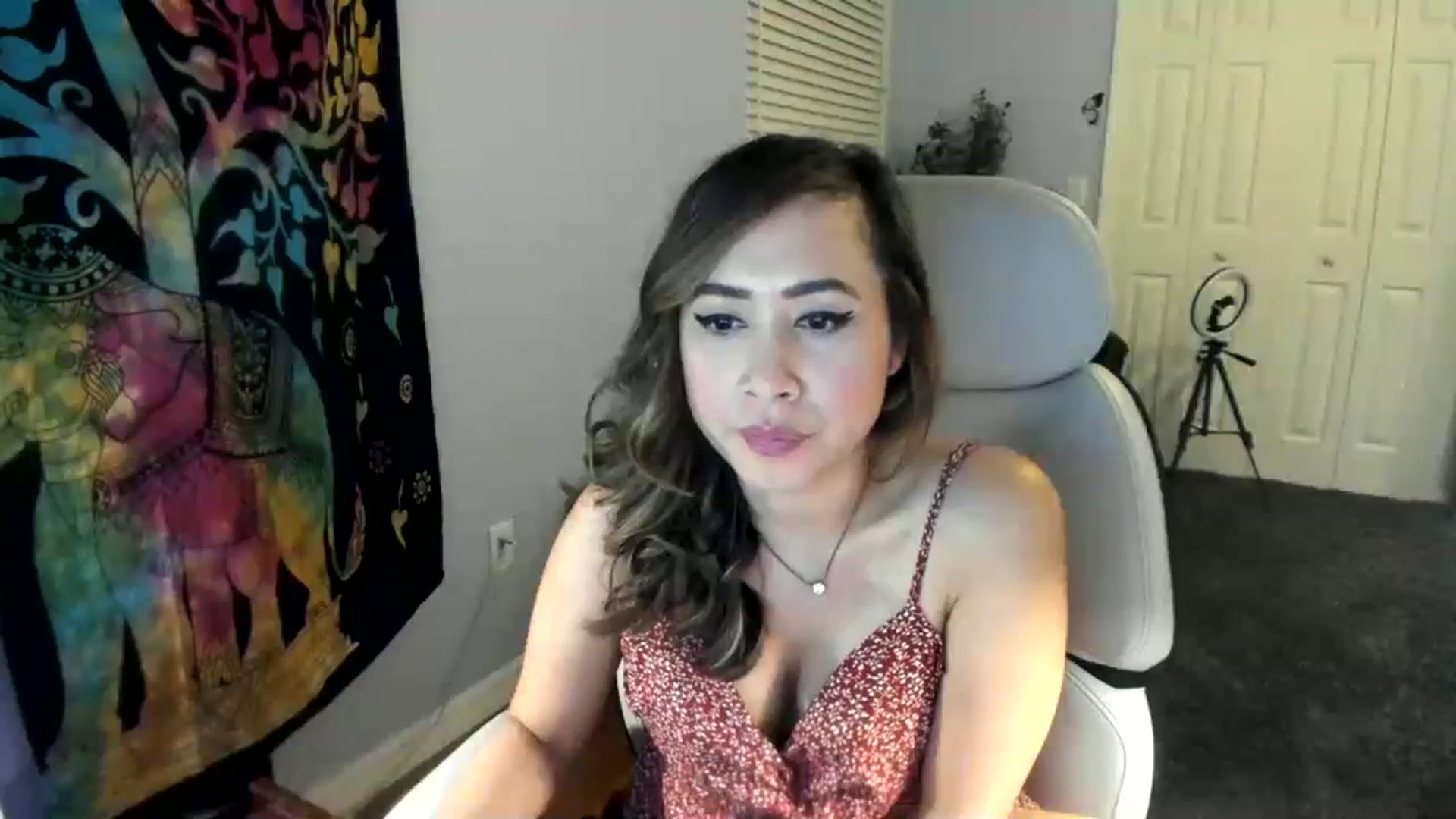 Gallery image thumbnail from Downloads's myfreecams stream on, 04/12/2024, 06:59 image 14 of 20
