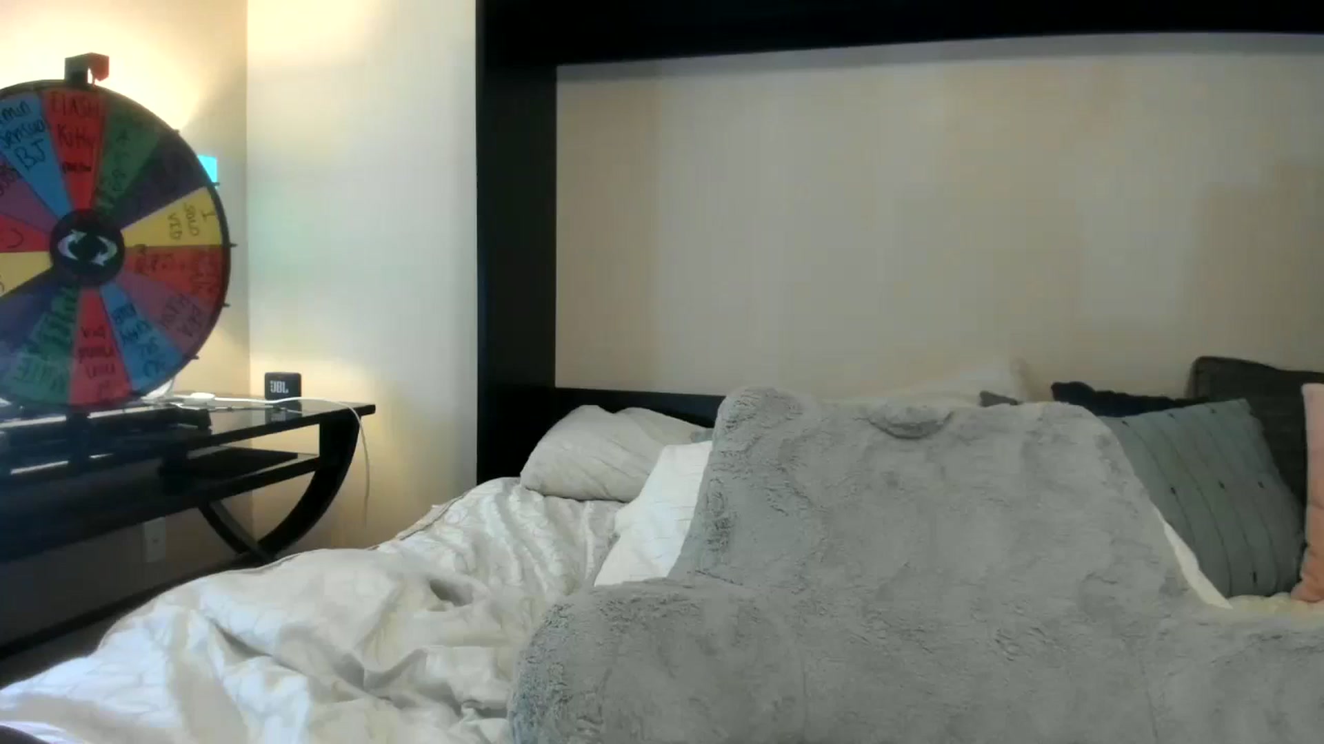 Gallery image thumbnail from Downloads's myfreecams stream on, 06/13/2024, 06:47 image 11 of 20