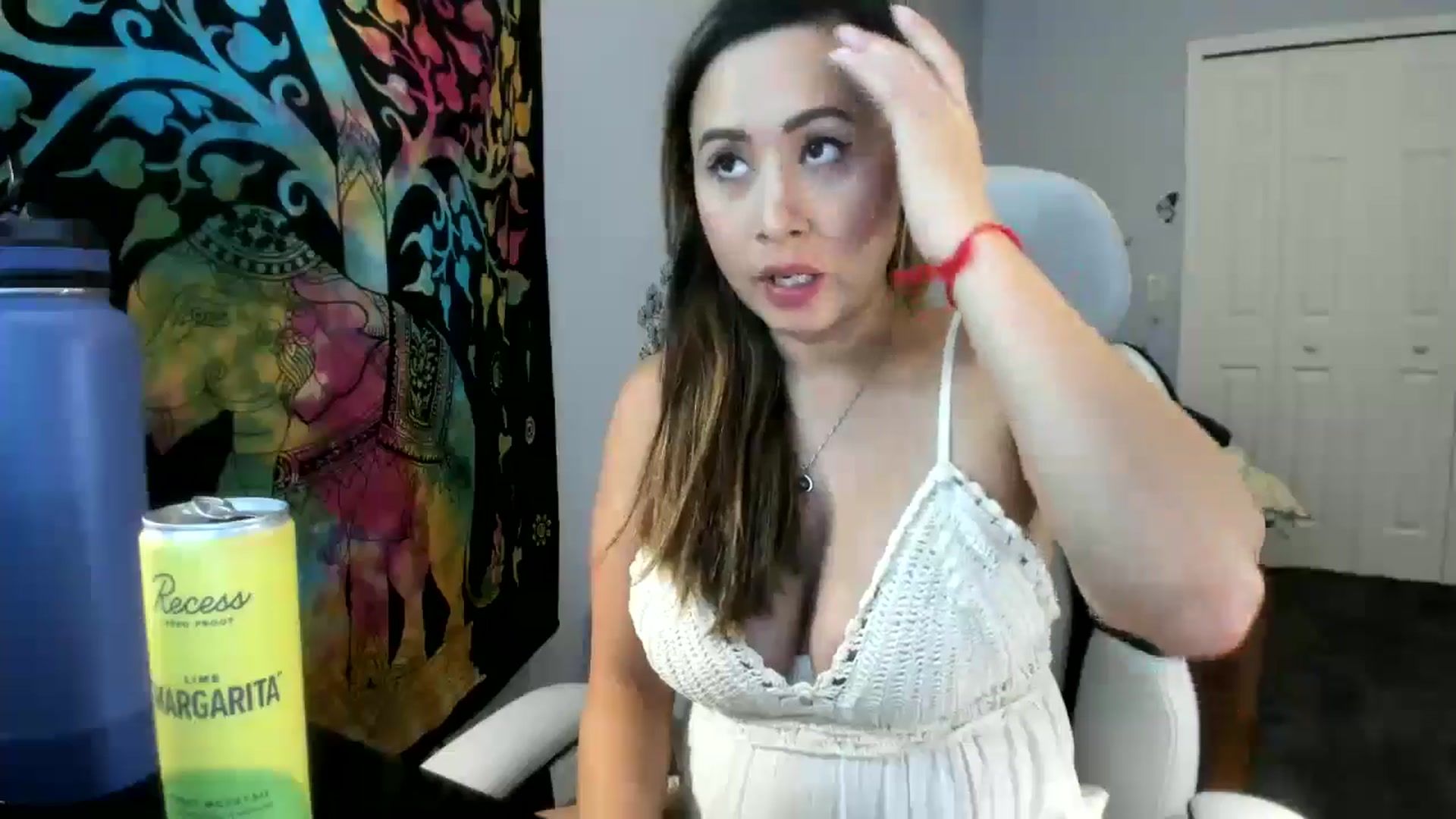 Gallery image thumbnail from Downloads's myfreecams stream on, 08/29/2024, 08:07 image 5 of 20