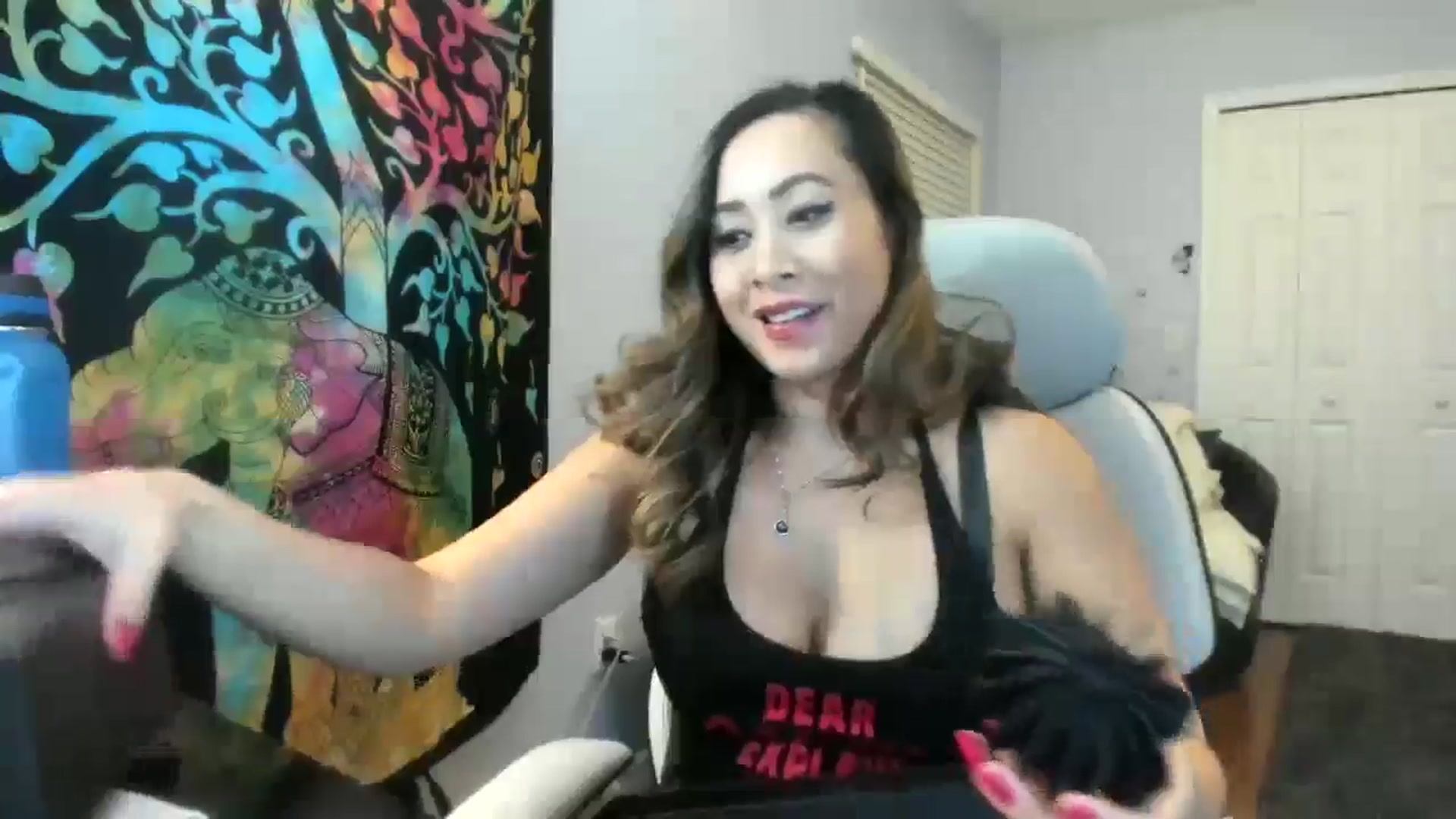 Gallery image thumbnail from Downloads's myfreecams stream on, 08/30/2024, 07:15 image 8 of 20