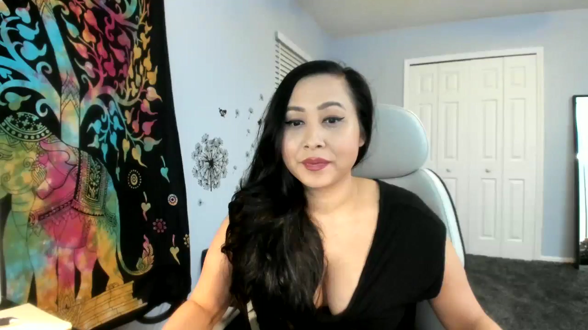 Gallery image thumbnail from Downloads's myfreecams stream on, 01/04/2025, 08:48 image 10 of 20