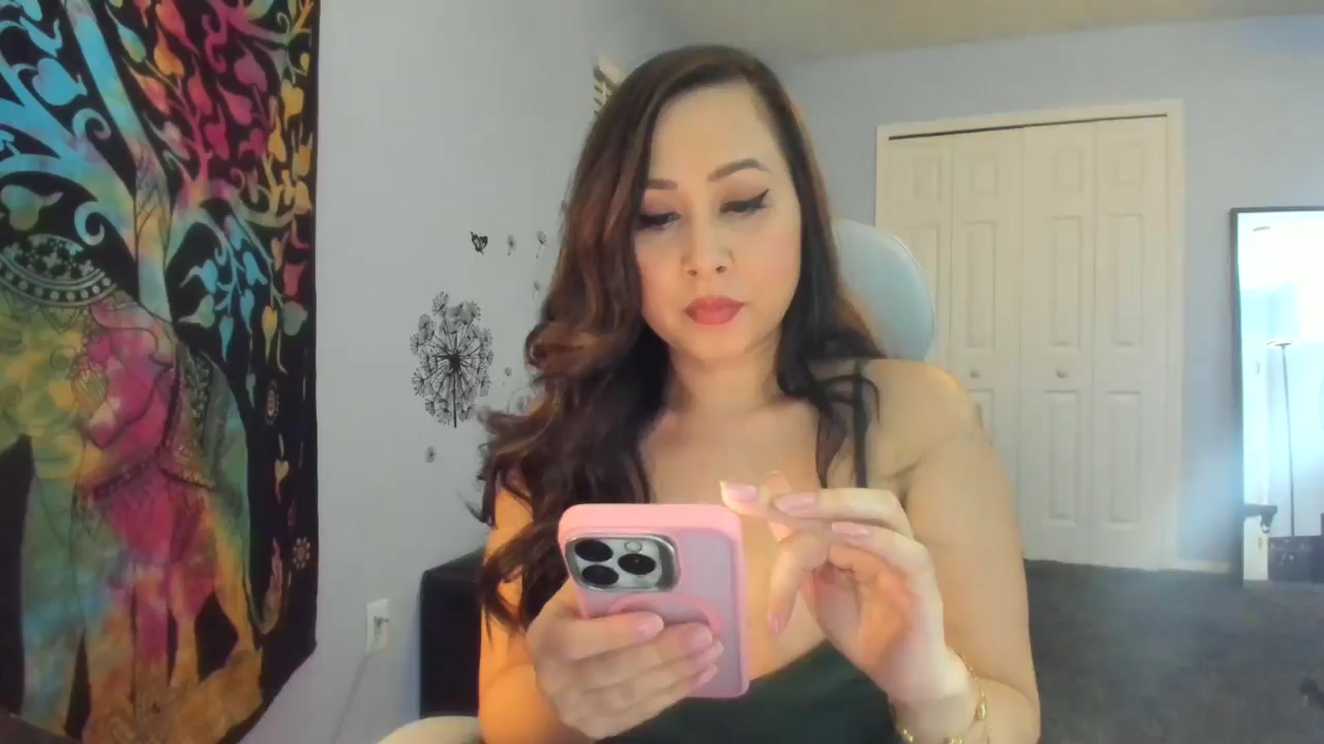 Gallery image thumbnail from Downloads's myfreecams stream on, 02/04/2025, 09:14 image 1 of 20