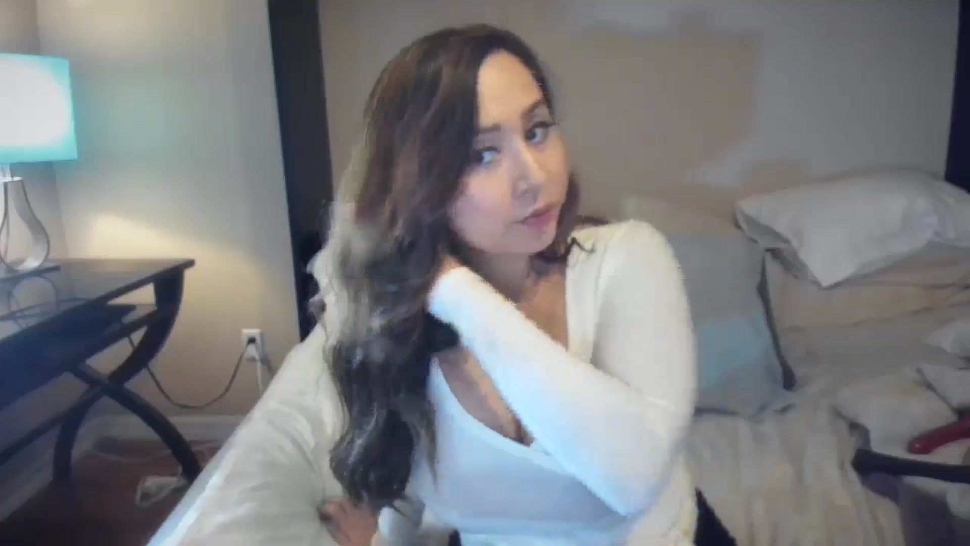 Gallery image thumbnail from Downloads's myfreecams stream on, 02/08/2025, 07:02 image 17 of 20