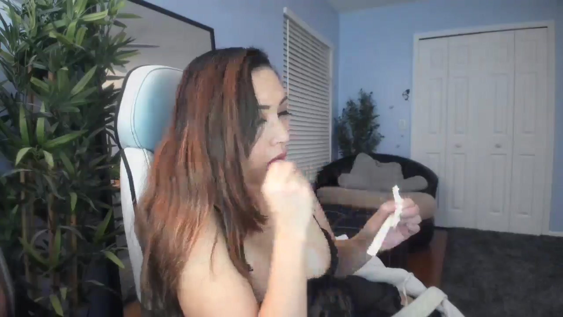 Gallery image thumbnail from Downloads's myfreecams stream on, 07/04/2025, 07:54 image 18 of 20
