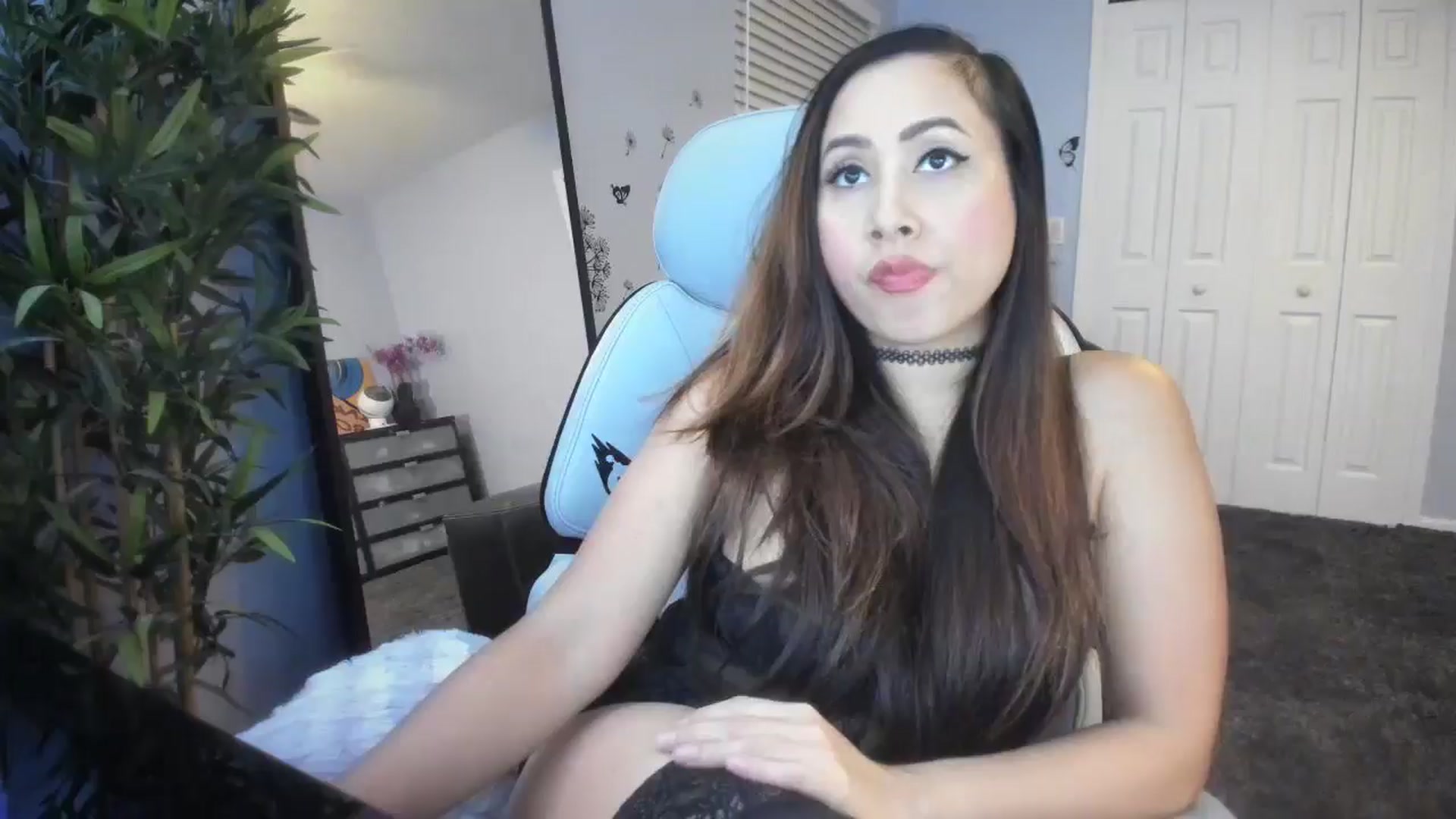 Gallery image thumbnail from Downloads's myfreecams stream on, 07/23/2025, 06:58 image 4 of 20