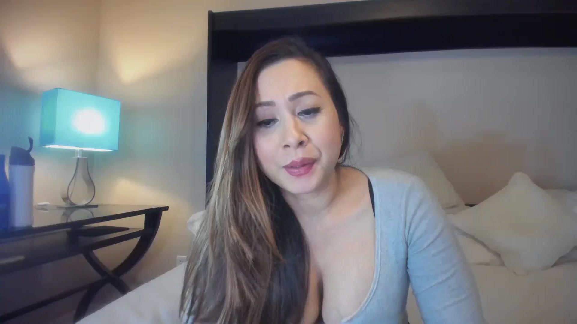 Gallery image thumbnail from Downloads's myfreecams stream on, 08/08/2025, 06:42 image 10 of 20
