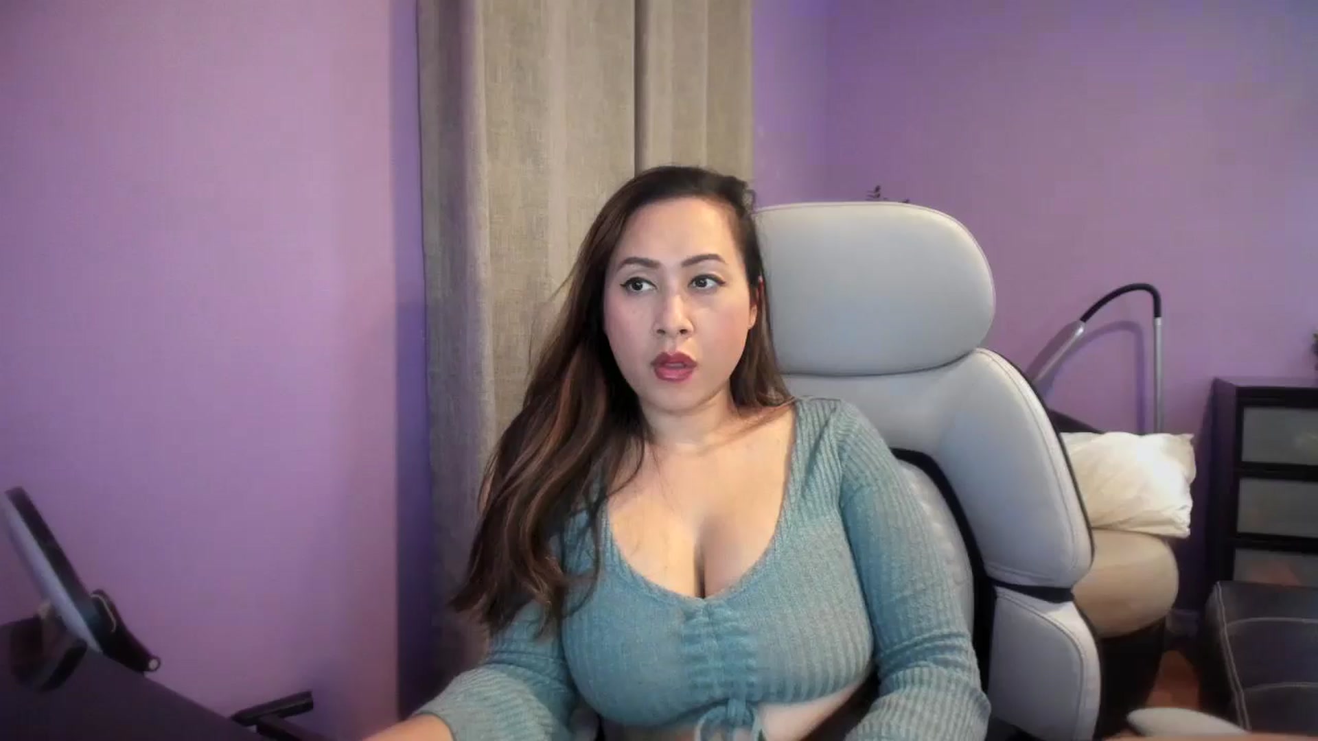 Gallery image thumbnail from Downloads's myfreecams stream on, 09/12/2025, 06:10 image 15 of 20