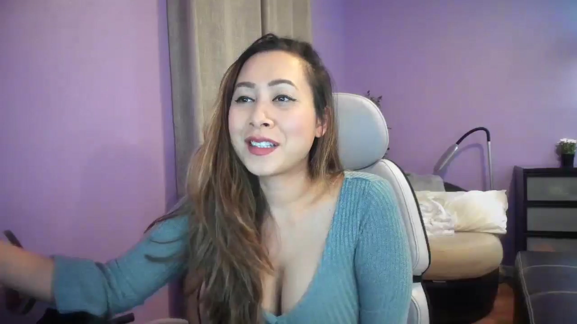 Gallery image thumbnail from Downloads's myfreecams stream on, 09/12/2025, 06:10 image 4 of 20