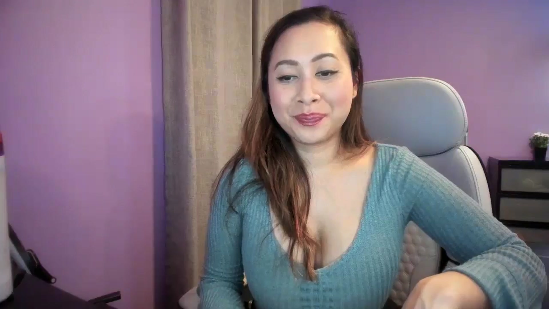 Gallery image thumbnail from Downloads's myfreecams stream on, 09/12/2025, 06:10 image 18 of 20