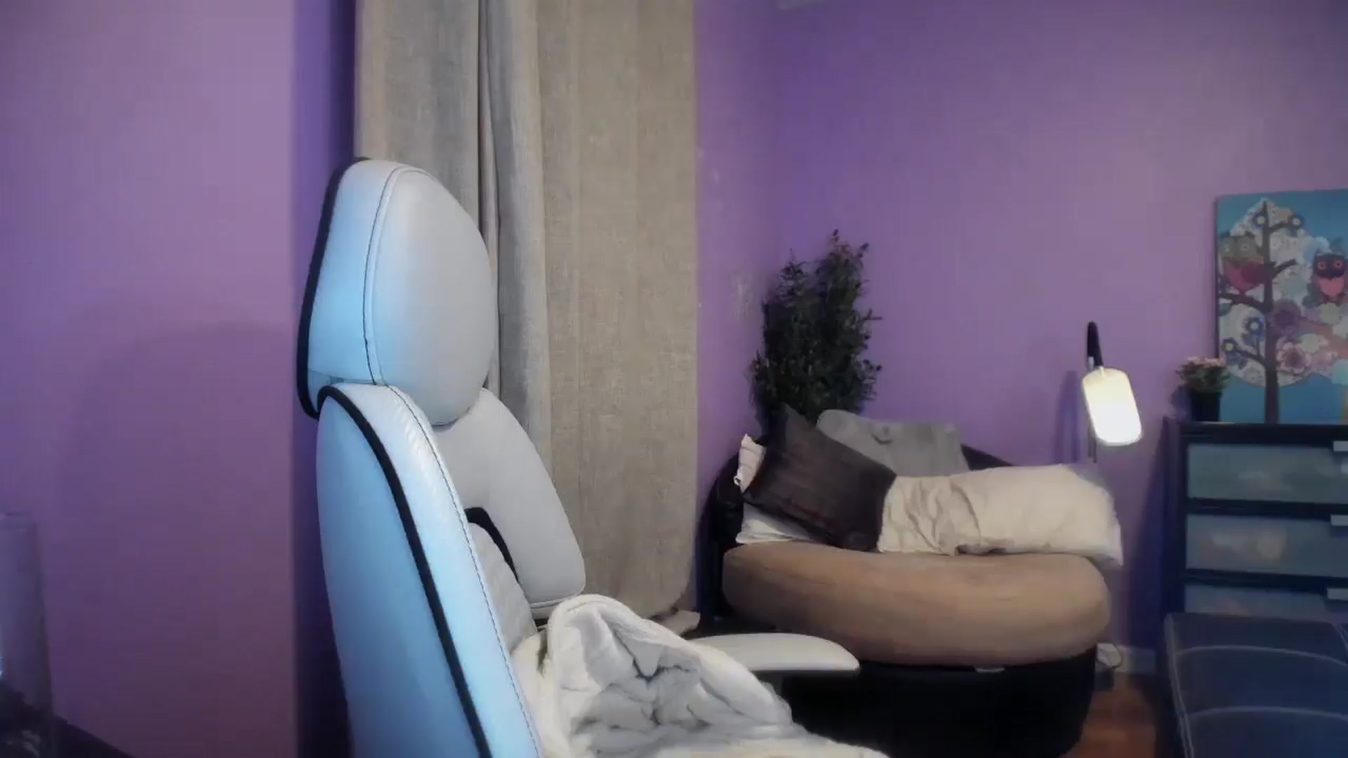 Gallery image thumbnail from Downloads's myfreecams stream on, 09/25/2025, 06:38 image 16 of 20