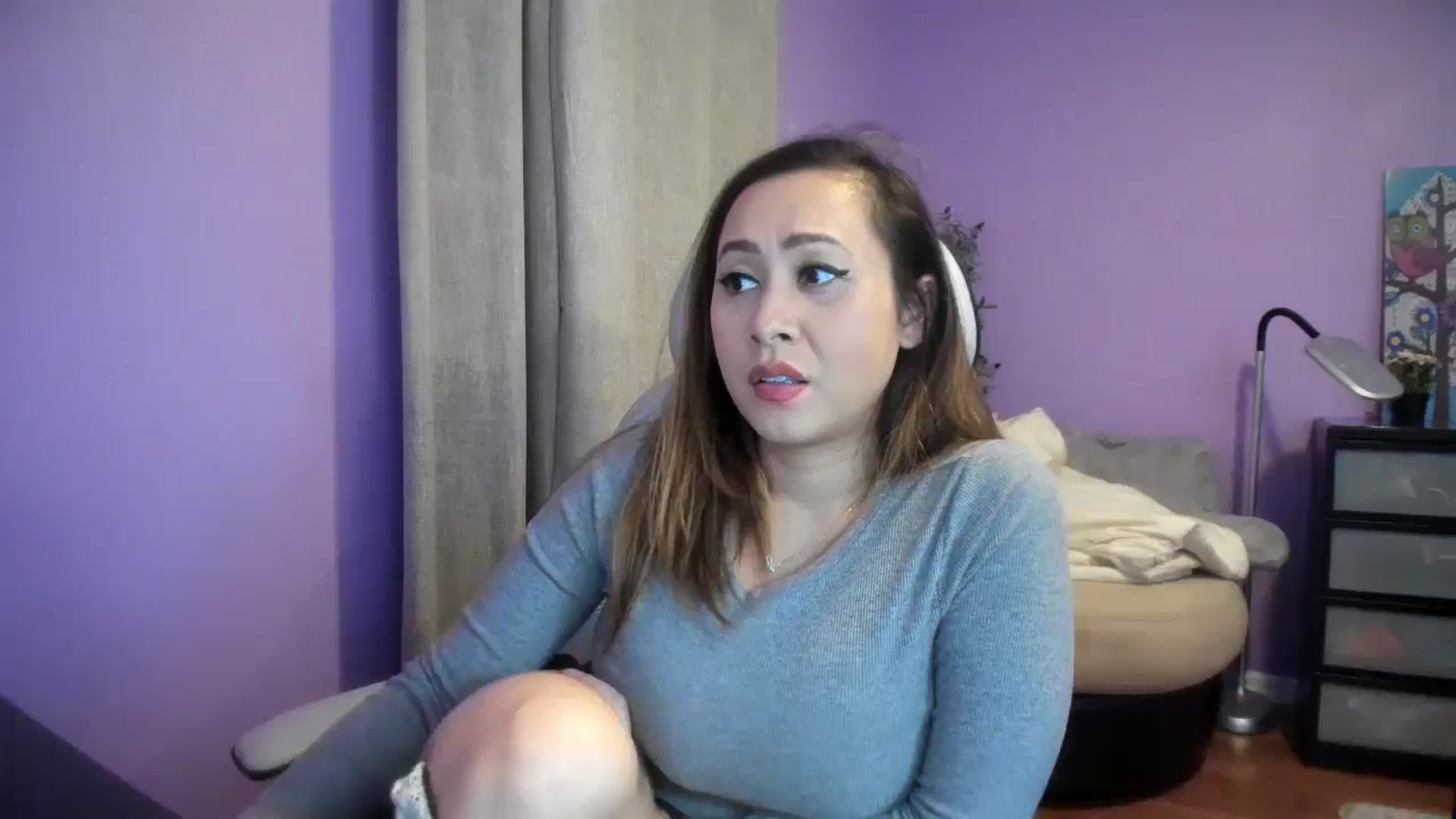 Gallery image thumbnail from Downloads's myfreecams stream on, 10/29/2025, 05:32 image 10 of 20