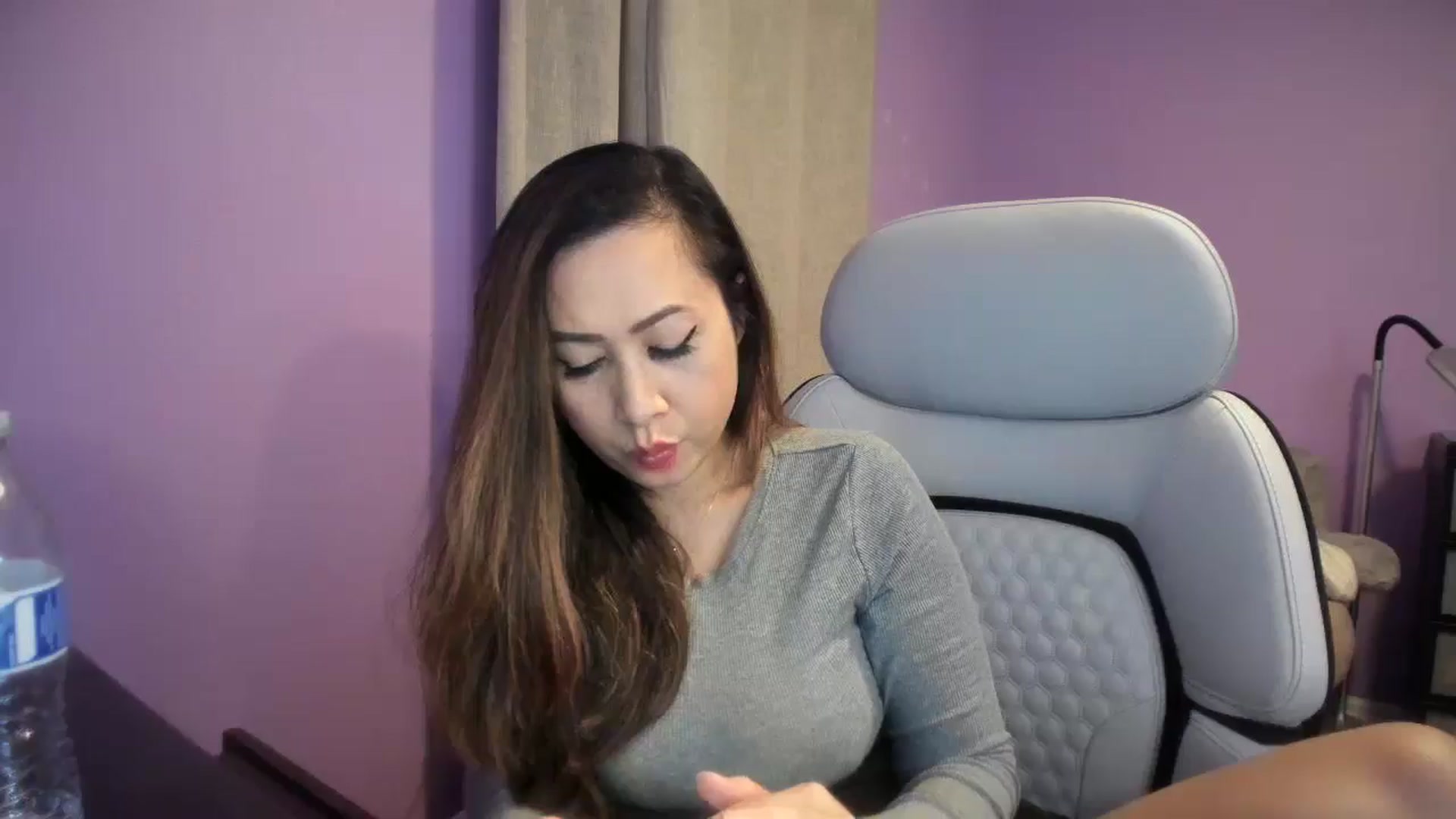 Gallery image thumbnail from Downloads's myfreecams stream on, 10/29/2025, 05:32 image 8 of 20