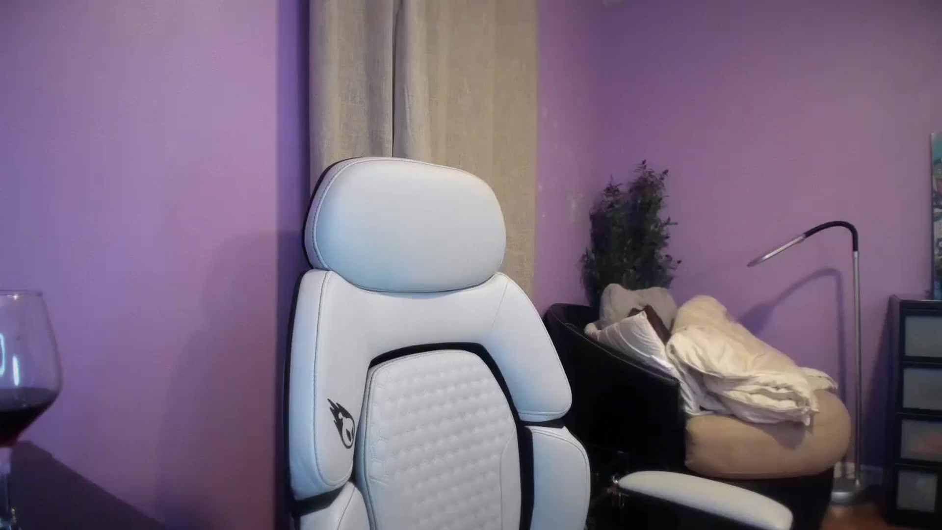 Gallery image thumbnail from Downloads's myfreecams stream on, 11/07/2025, 07:47 image 9 of 20