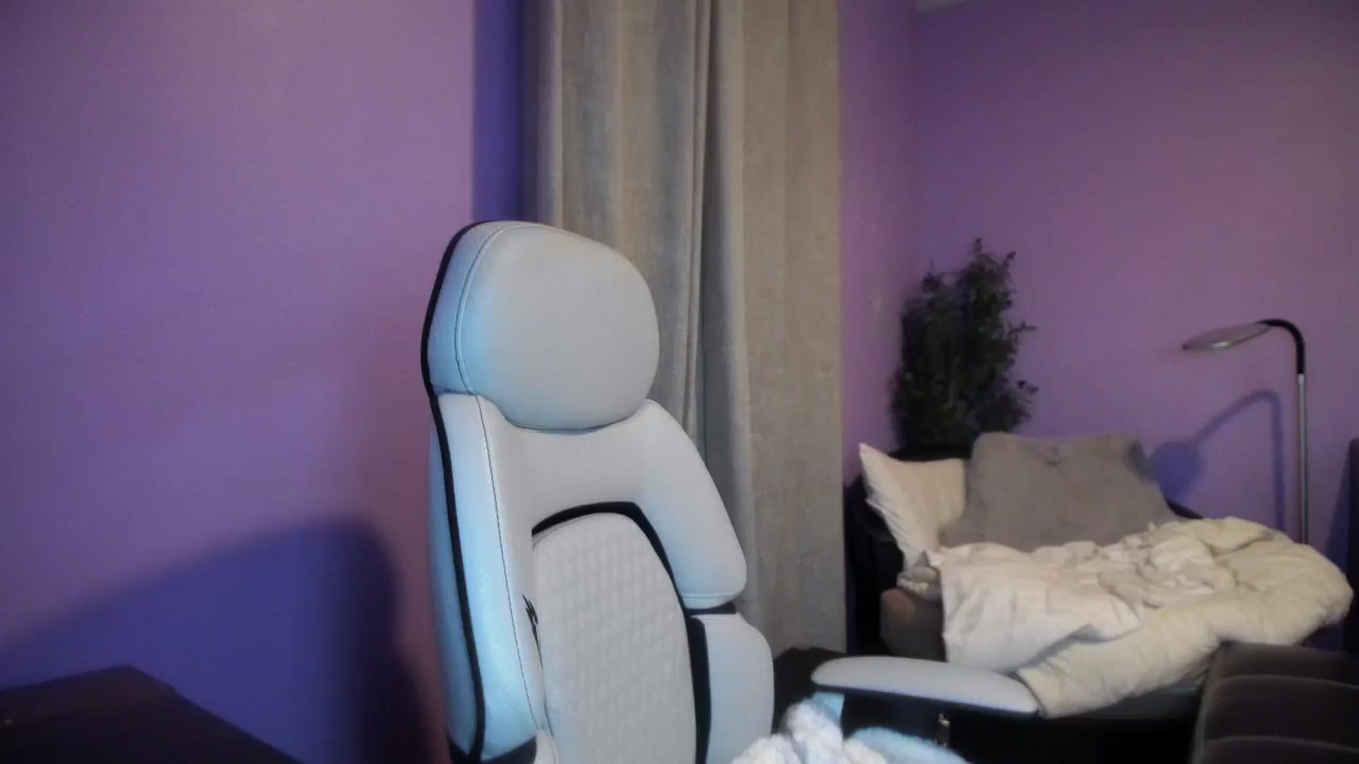 Gallery image thumbnail from Downloads's myfreecams stream on, 12/05/2025, 08:39 image 6 of 20