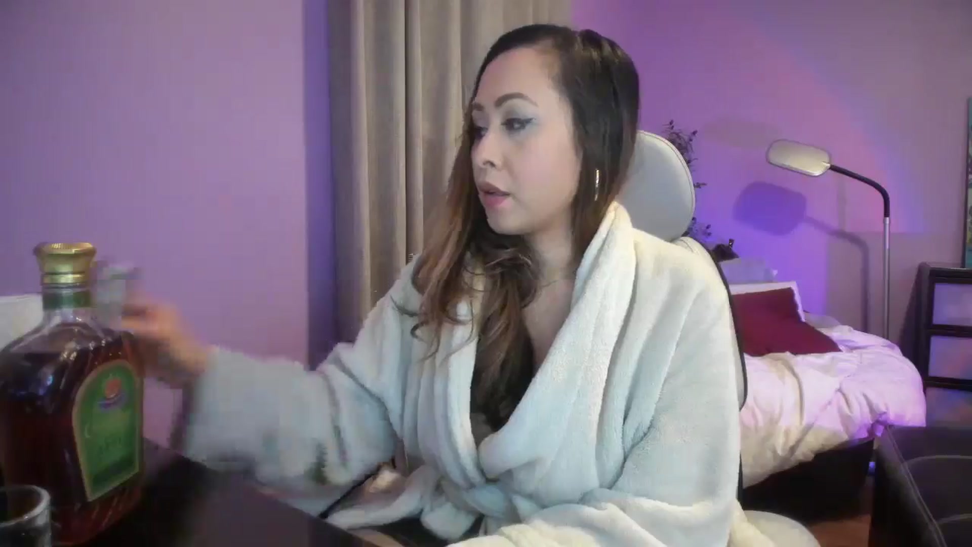 Gallery image thumbnail from Downloads's myfreecams stream on, 01/01/2026, 05:34 image 19 of 20