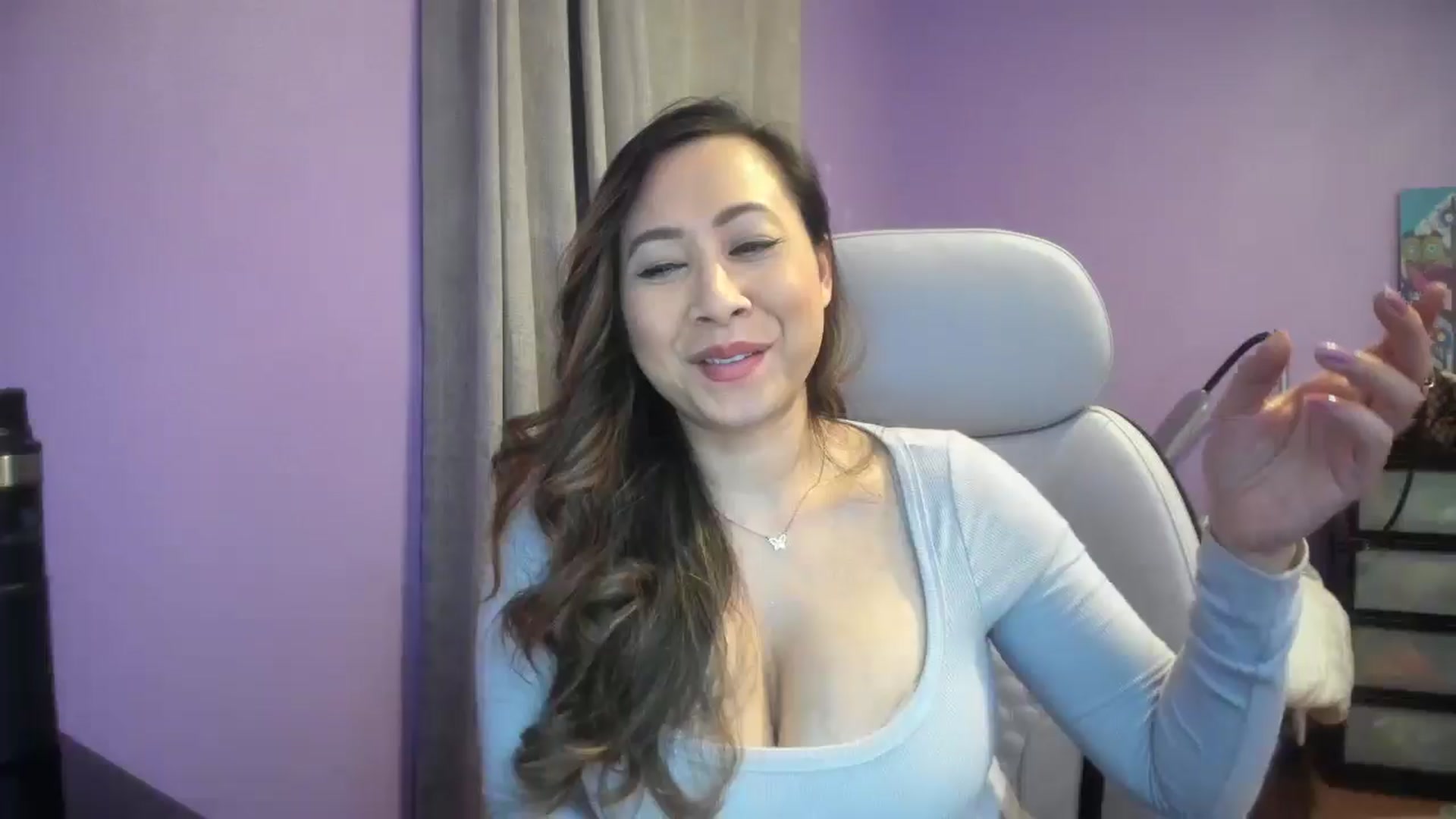 Gallery image thumbnail from Downloads's myfreecams stream on, 01/08/2026, 05:48 image 3 of 20