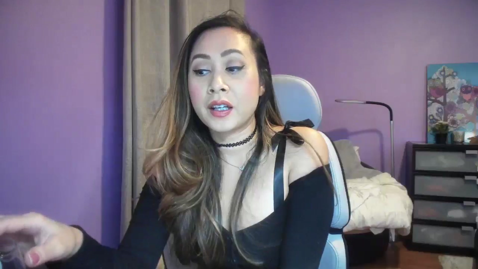 Gallery image thumbnail from Downloads's myfreecams stream on, 01/14/2026, 06:19 image 16 of 20