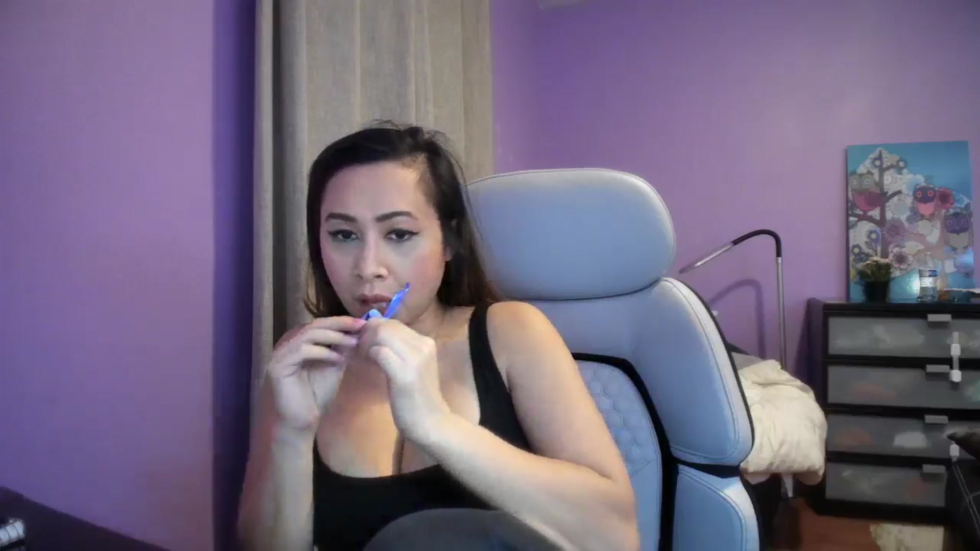 Gallery image thumbnail from Downloads's myfreecams stream on, 01/16/2026, 06:31 image 10 of 20