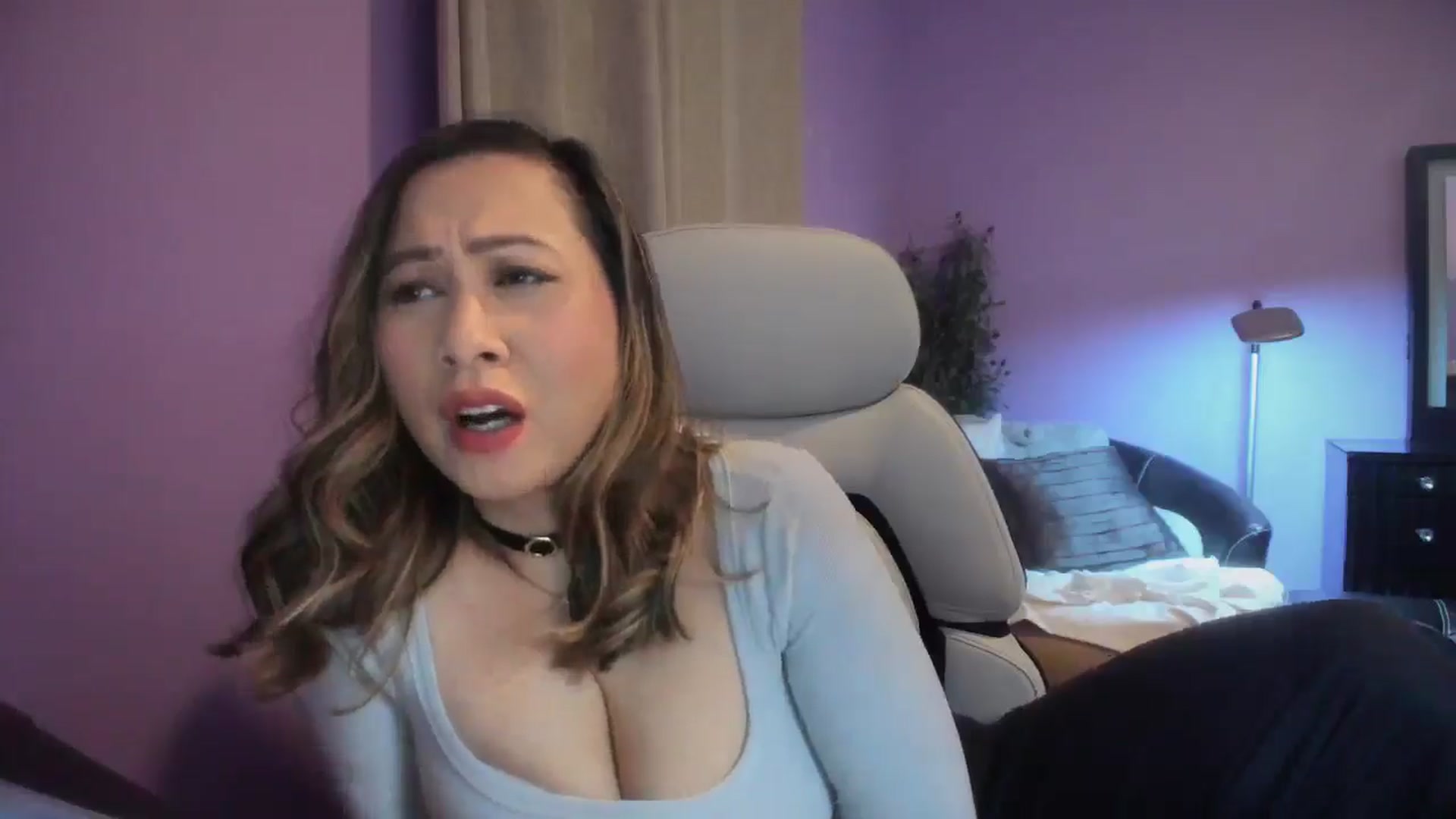Gallery image thumbnail from Downloads's myfreecams stream on, 03/20/2026, 06:12 image 2 of 20