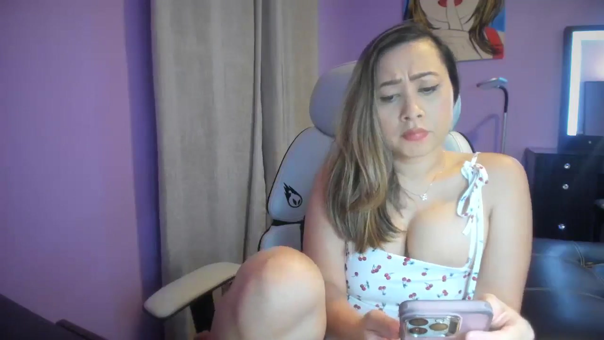 Gallery image thumbnail from Downloads's myfreecams stream on, 04/05/2026, 08:02 image 11 of 20