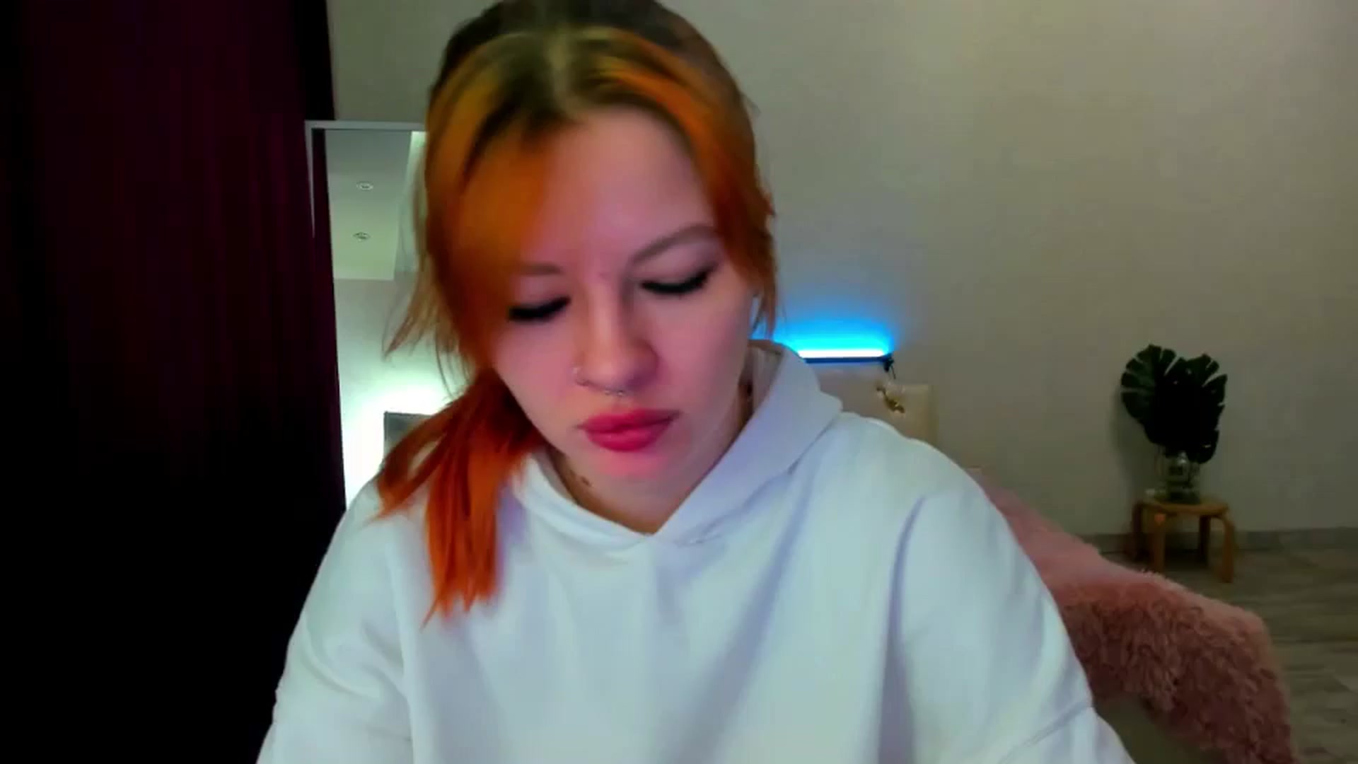 Gallery image thumbnail from DrGloria's myfreecams stream on, 11/20/2025, 13:21 image 6 of 20