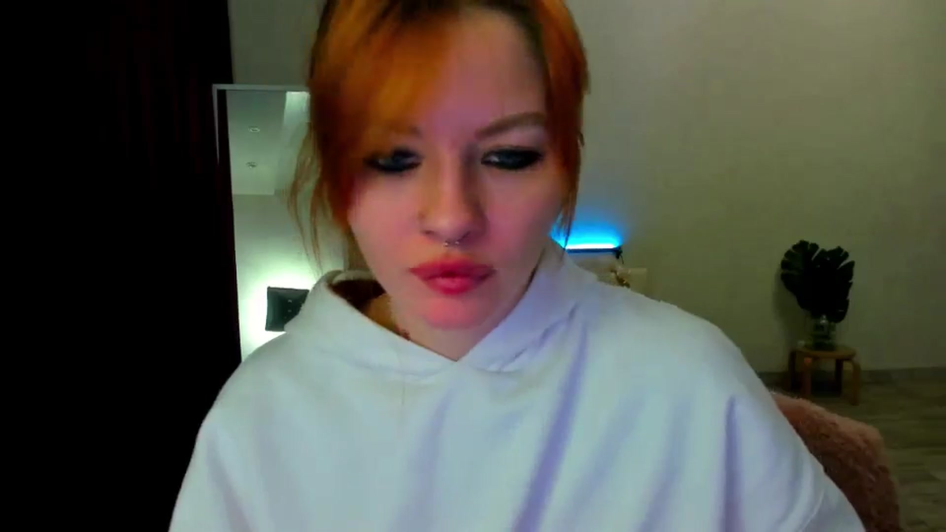 Gallery image thumbnail from DrGloria's myfreecams stream on, 11/20/2025, 13:21 image 16 of 20