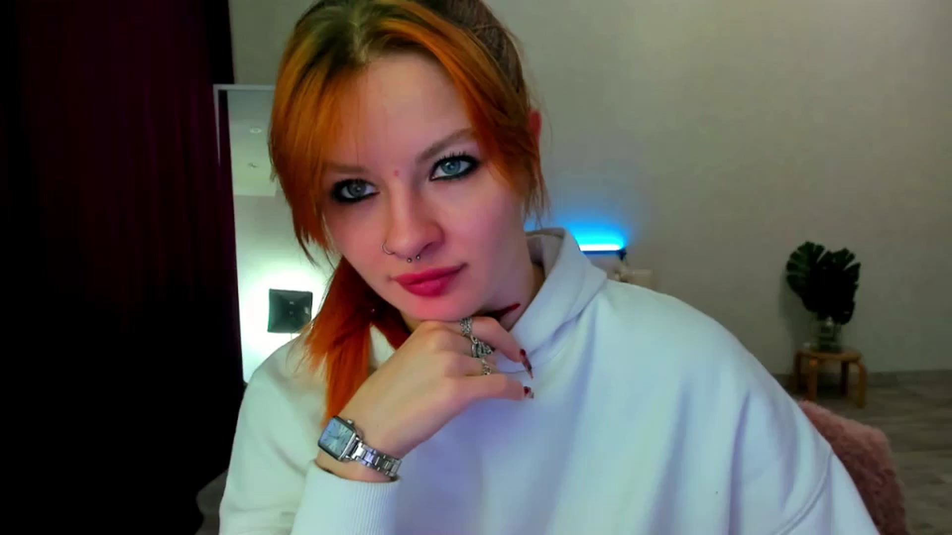 Gallery image thumbnail from DrGloria's myfreecams stream on, 11/20/2025, 13:21 image 5 of 20