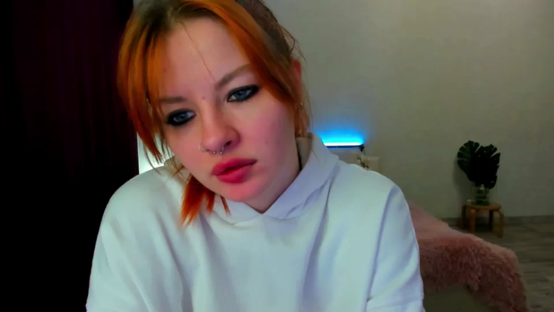 Gallery image thumbnail from DrGloria's myfreecams stream on, 11/20/2025, 13:21 image 10 of 20