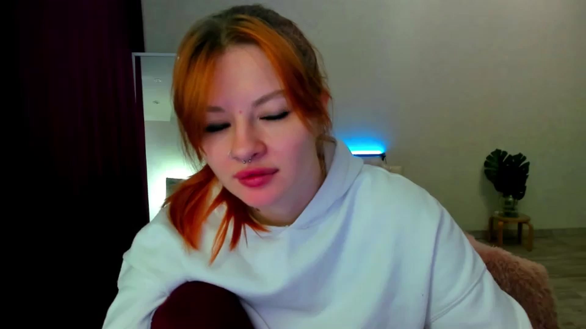 Gallery image thumbnail from DrGloria's myfreecams stream on, 11/20/2025, 13:21 image 2 of 20
