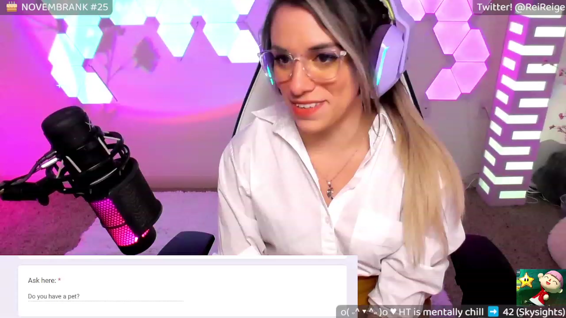 Gallery image thumbnail from DrReige's myfreecams stream on, 11/19/2022, 11:42 image 1 of 20