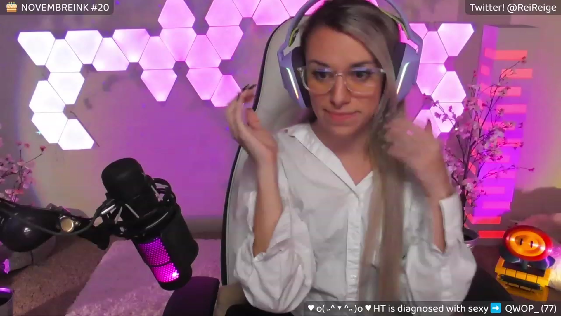 Gallery image thumbnail from DrReige's myfreecams stream on, 11/17/2023, 08:19 image 15 of 20