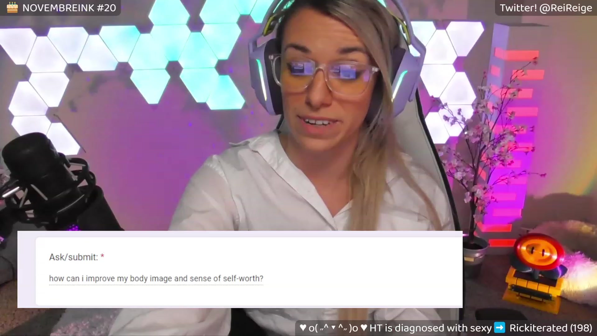 Gallery image thumbnail from DrReige's myfreecams stream on, 11/17/2023, 09:54 image 6 of 20