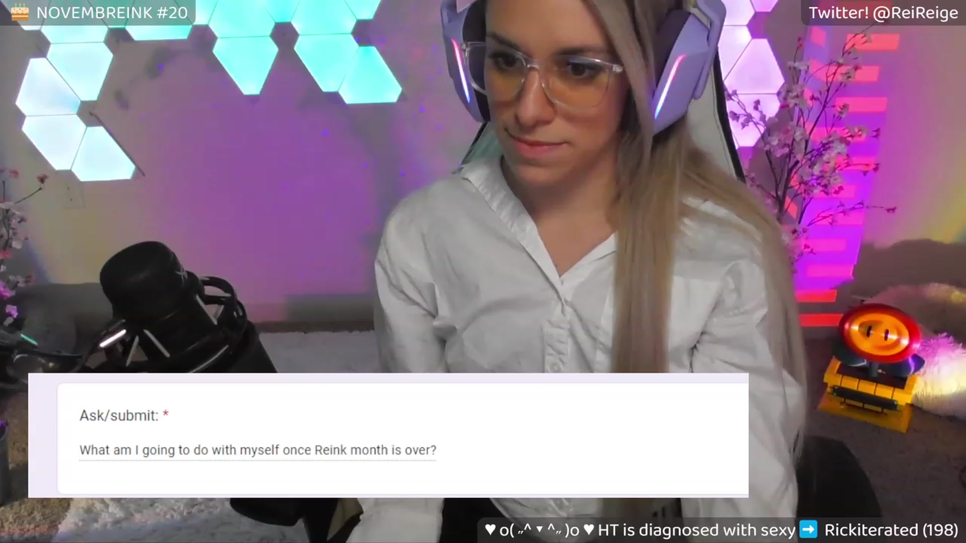 Gallery image thumbnail from DrReige's myfreecams stream on, 11/17/2023, 09:54 image 17 of 20