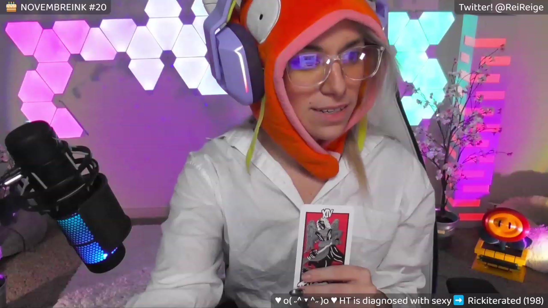 Gallery image thumbnail from DrReige's myfreecams stream on, 11/17/2023, 09:54 image 9 of 20