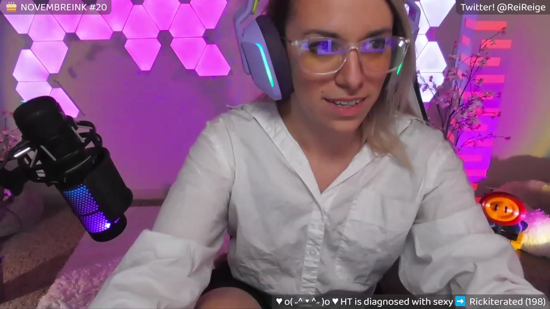 Gallery image thumbnail from DrReige's myfreecams stream on, 11/17/2023, 09:54 image 8 of 20
