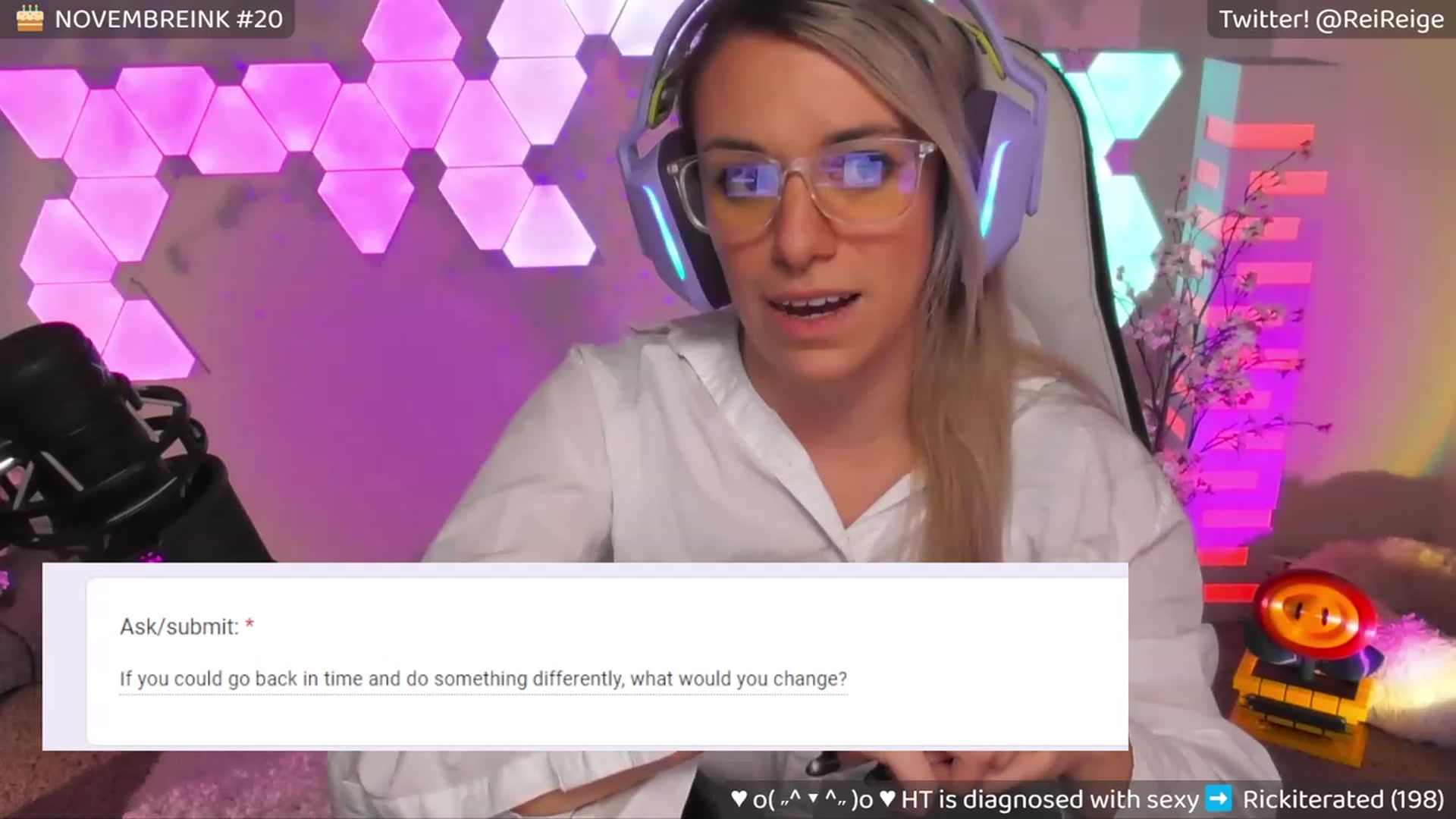 Gallery image thumbnail from DrReige's myfreecams stream on, 11/17/2023, 09:54 image 5 of 20