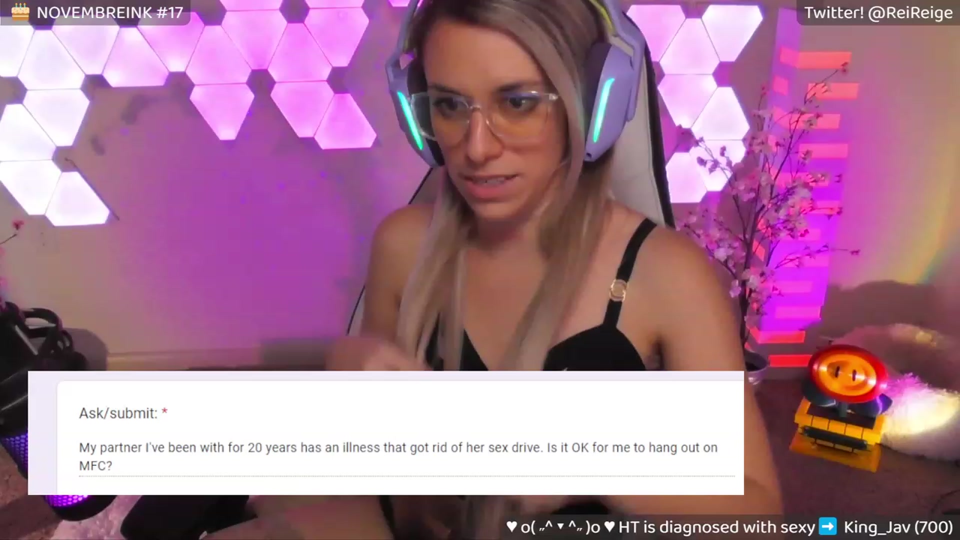 Gallery image thumbnail from DrReige's myfreecams stream on, 11/17/2023, 12:31 image 10 of 20