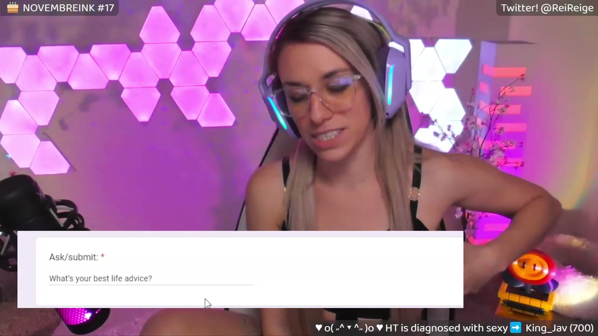 Gallery image thumbnail from DrReige's myfreecams stream on, 11/17/2023, 12:31 image 18 of 20