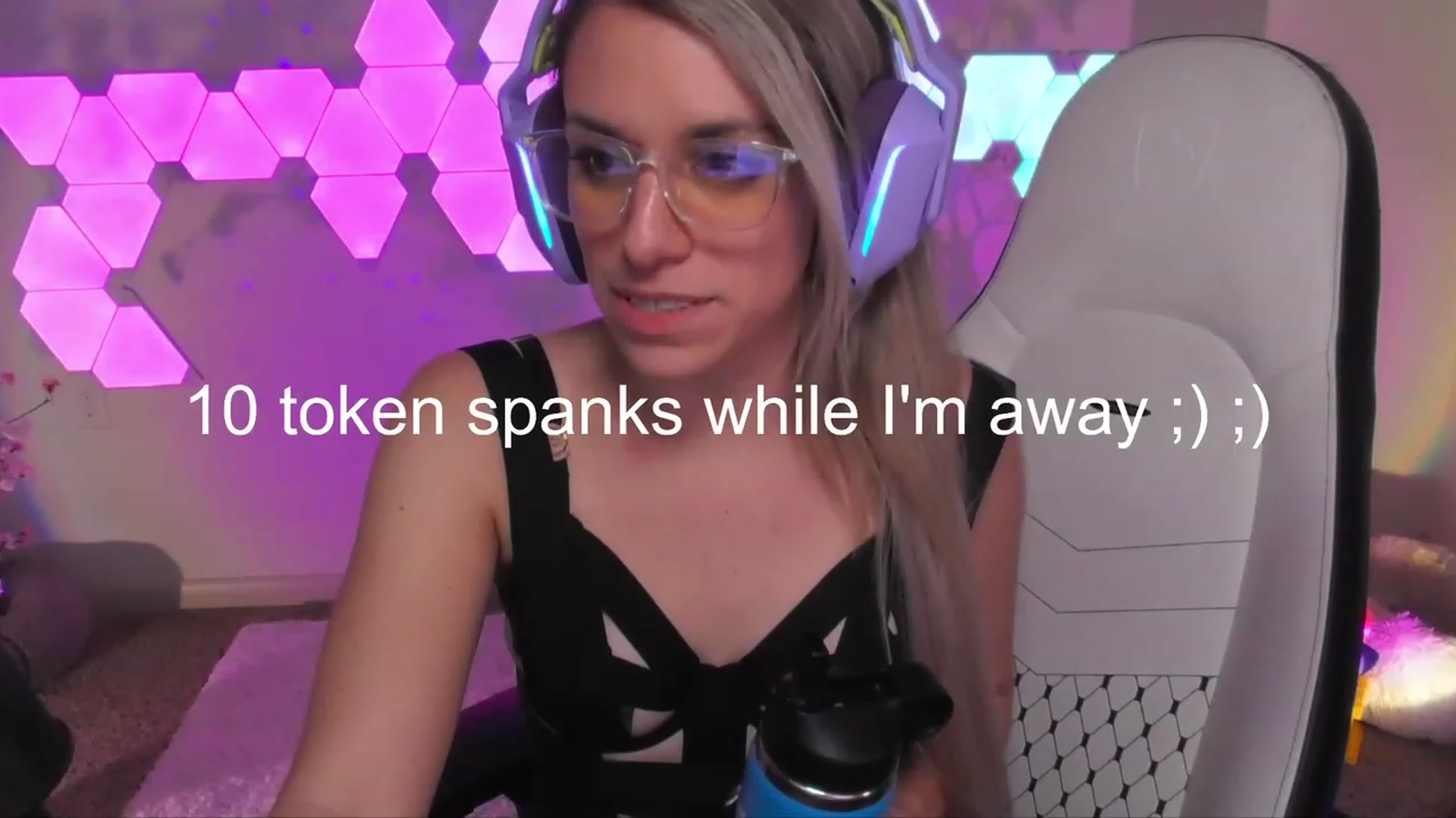 Gallery image thumbnail from DrReige's myfreecams stream on, 11/17/2023, 12:31 image 3 of 20
