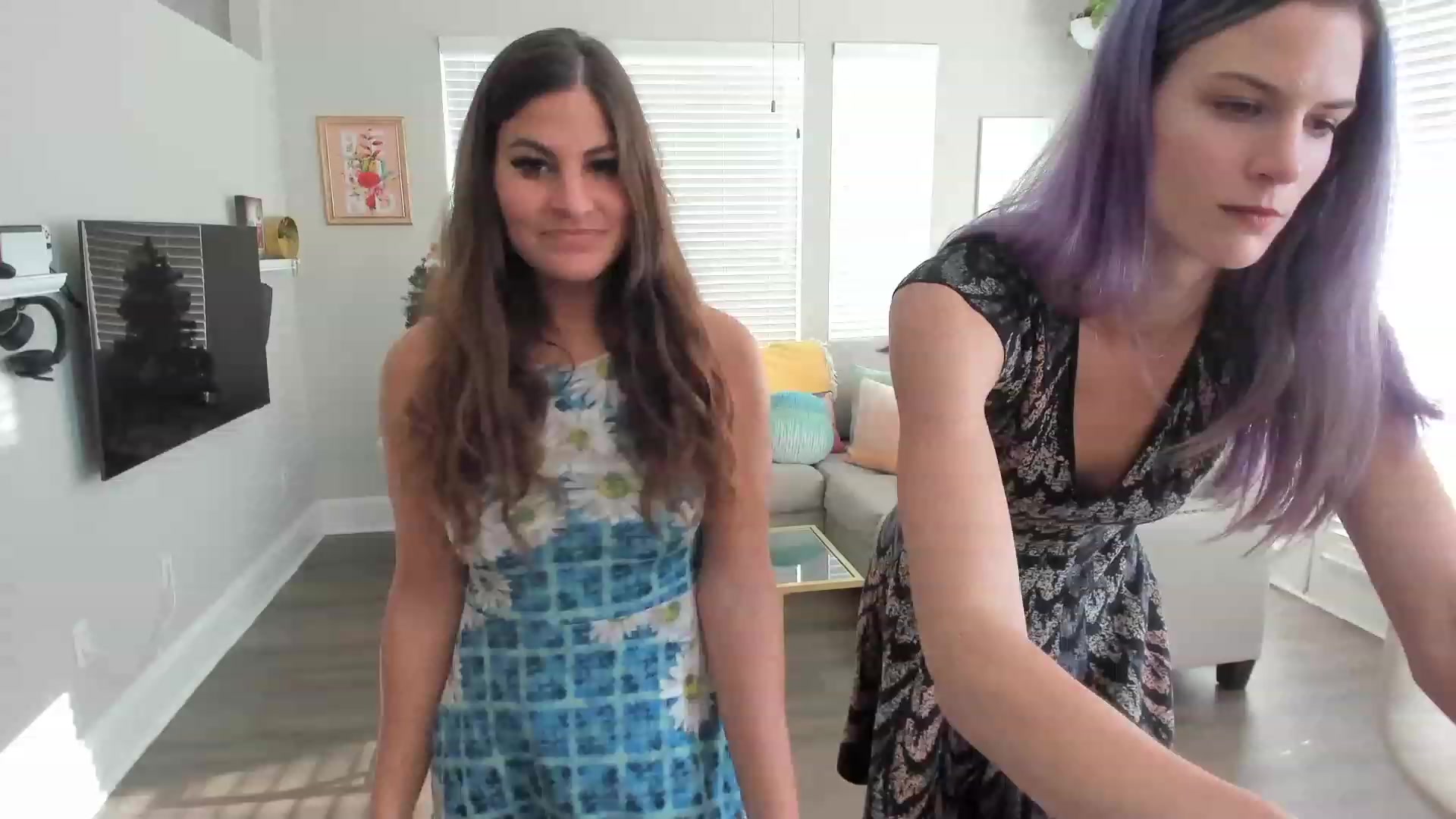 Gallery image thumbnail from Dr_MylaBanks's myfreecams stream on, 12/15/2022, 23:51 image 2 of 20
