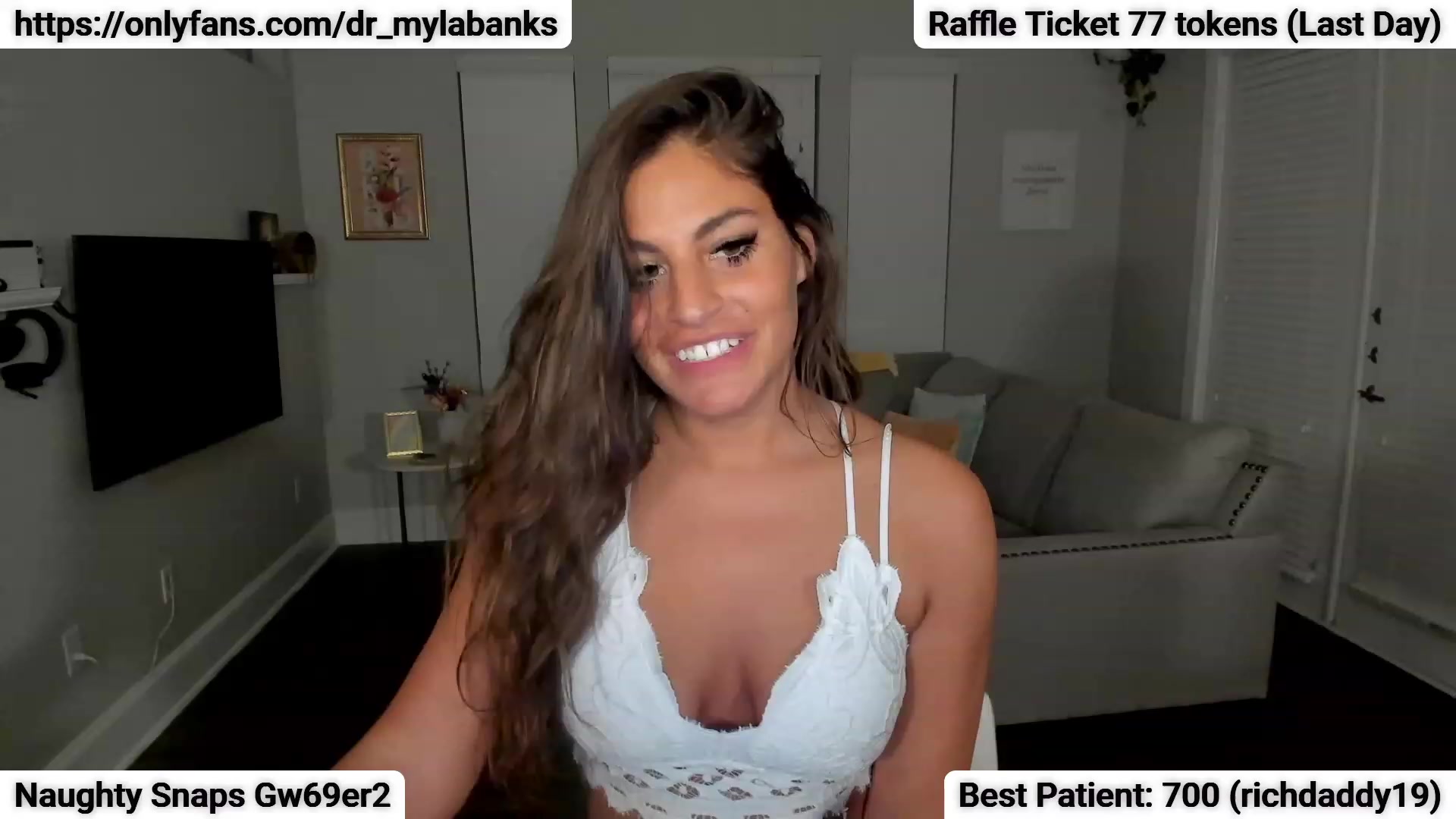 Gallery image thumbnail from Dr_MylaBanks's myfreecams stream on, 12/31/2022, 07:06 image 20 of 20
