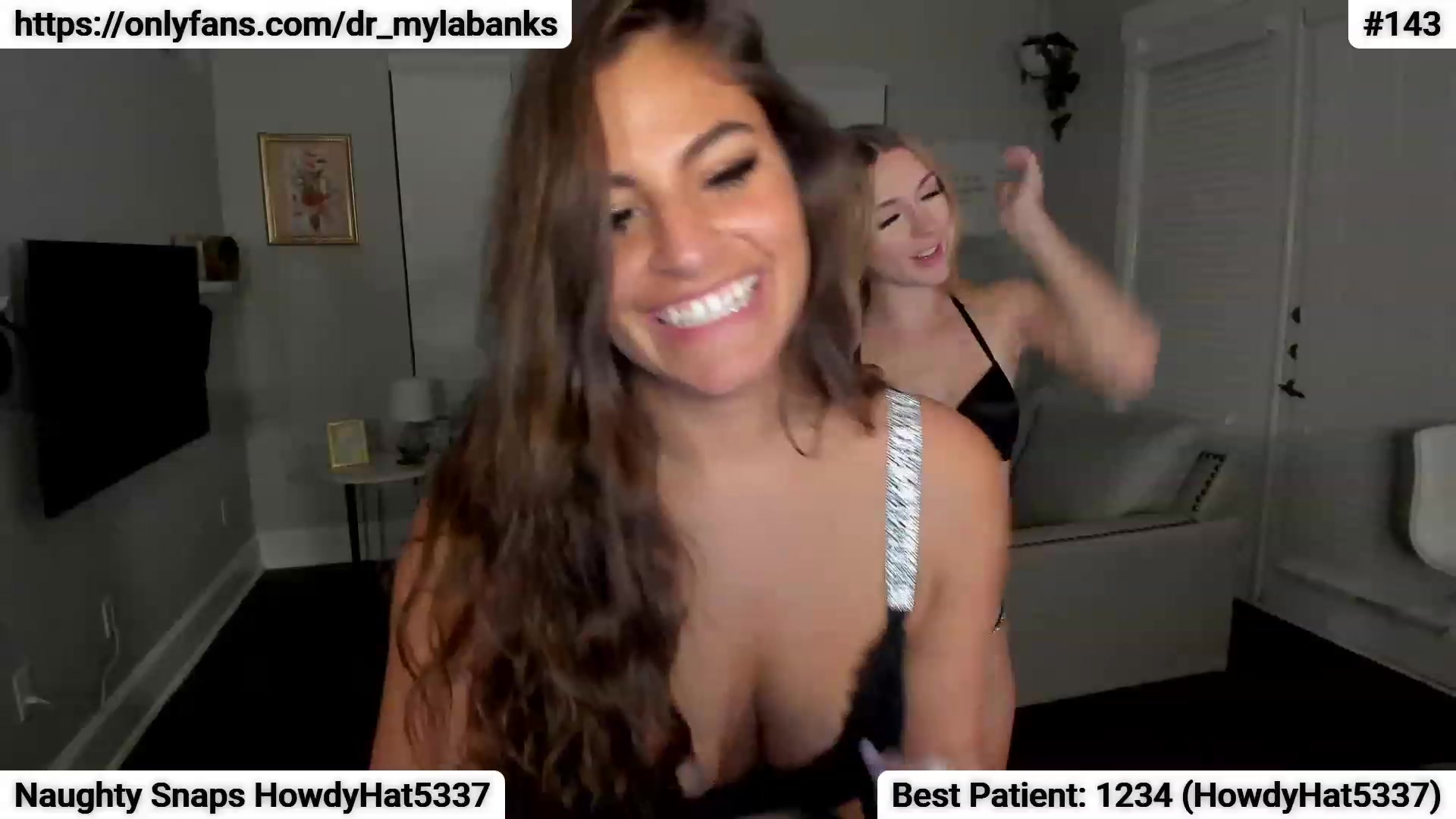 Gallery image thumbnail from Dr_MylaBanks's myfreecams stream on, 01/12/2023, 06:17 image 15 of 20
