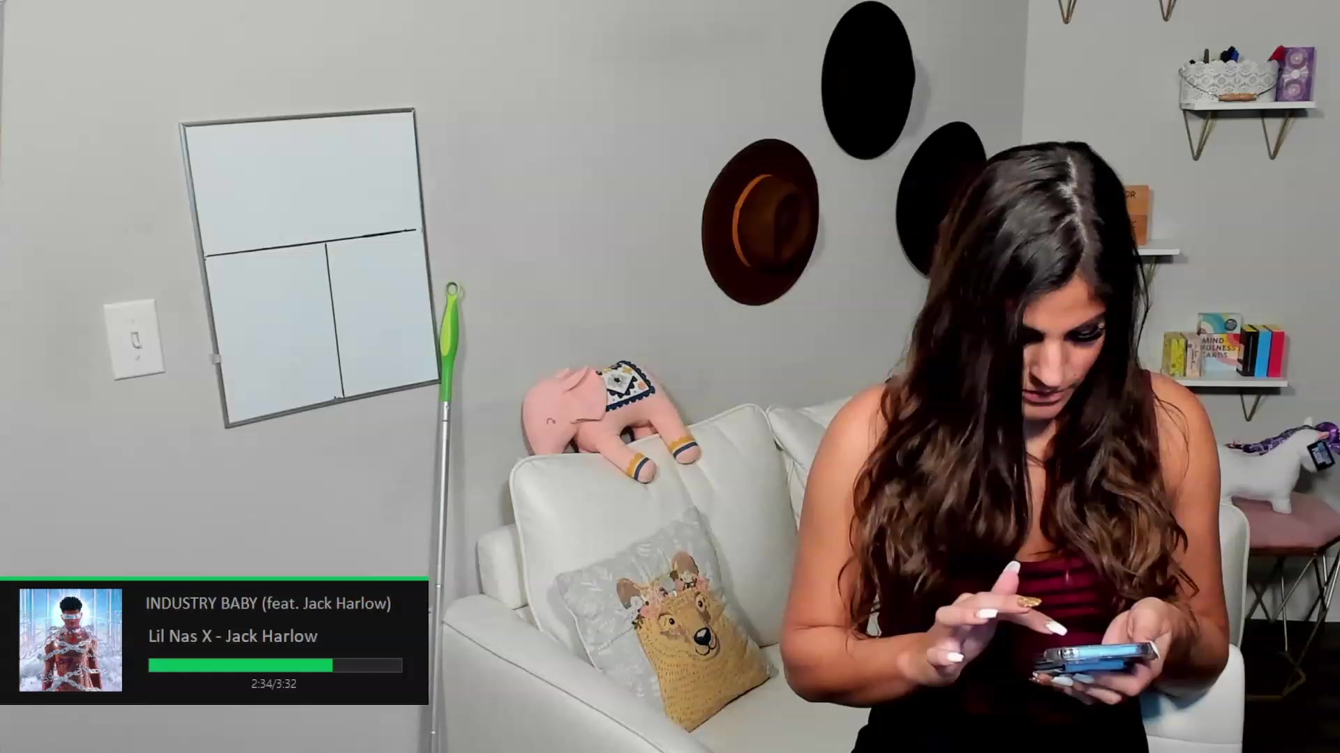 Gallery image thumbnail from Dr_MylaBanks's myfreecams stream on, 01/13/2023, 03:00 image 5 of 20