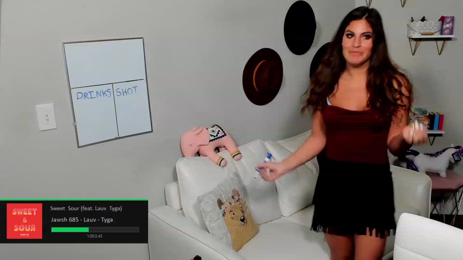 Gallery image thumbnail from Dr_MylaBanks's myfreecams stream on, 01/13/2023, 03:00 image 16 of 20