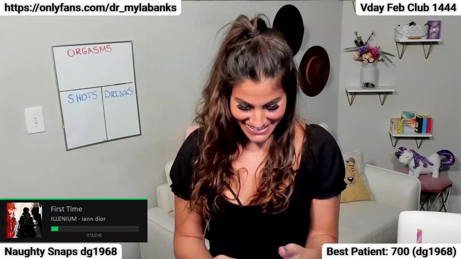 Gallery image thumbnail from Dr_MylaBanks's myfreecams stream on, 02/04/2023, 05:28 image 4 of 20
