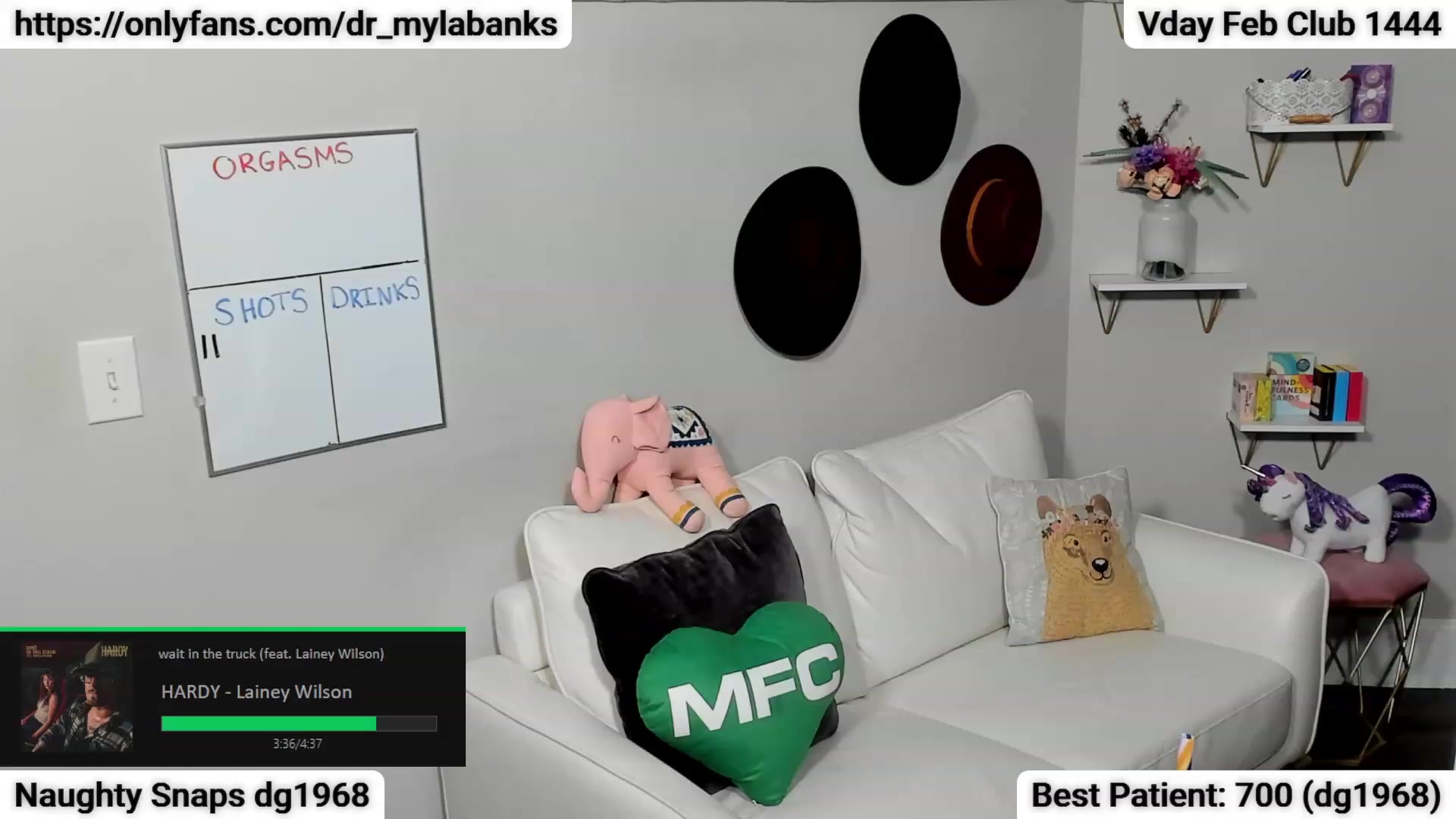 Gallery image thumbnail from Dr_MylaBanks's myfreecams stream on, 02/04/2023, 05:28 image 10 of 20