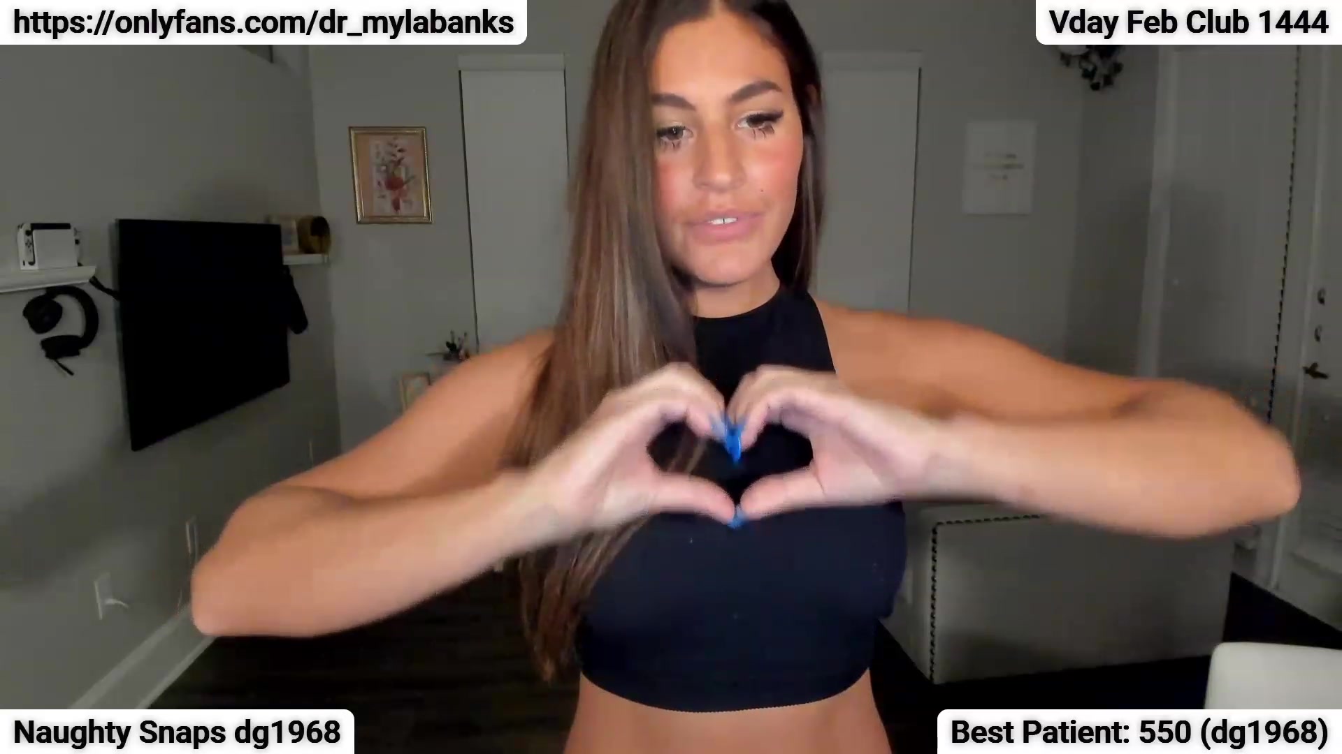 Gallery image thumbnail from Dr_MylaBanks's myfreecams stream on, 02/06/2023, 02:18 image 18 of 20