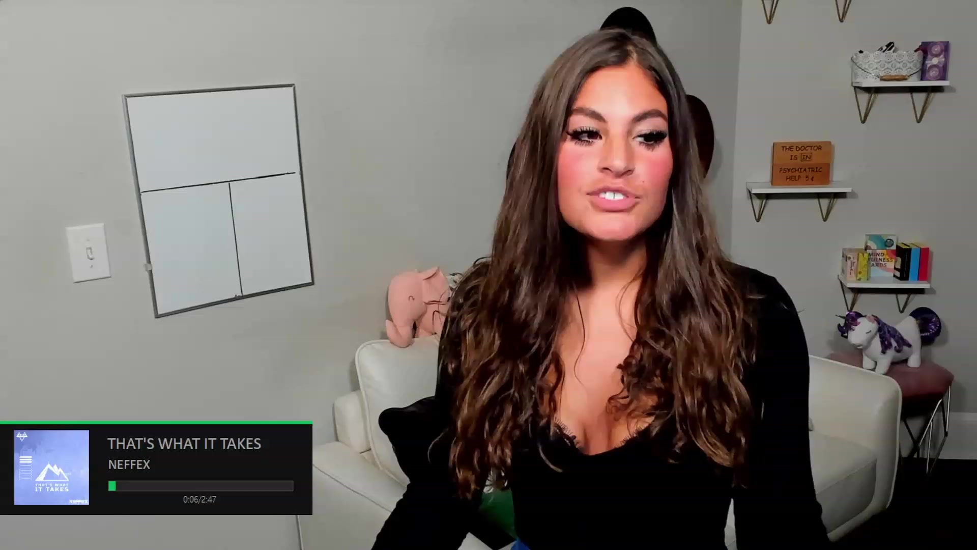 Gallery image thumbnail from Dr_MylaBanks's myfreecams stream on, 02/14/2023, 05:24 image 2 of 20
