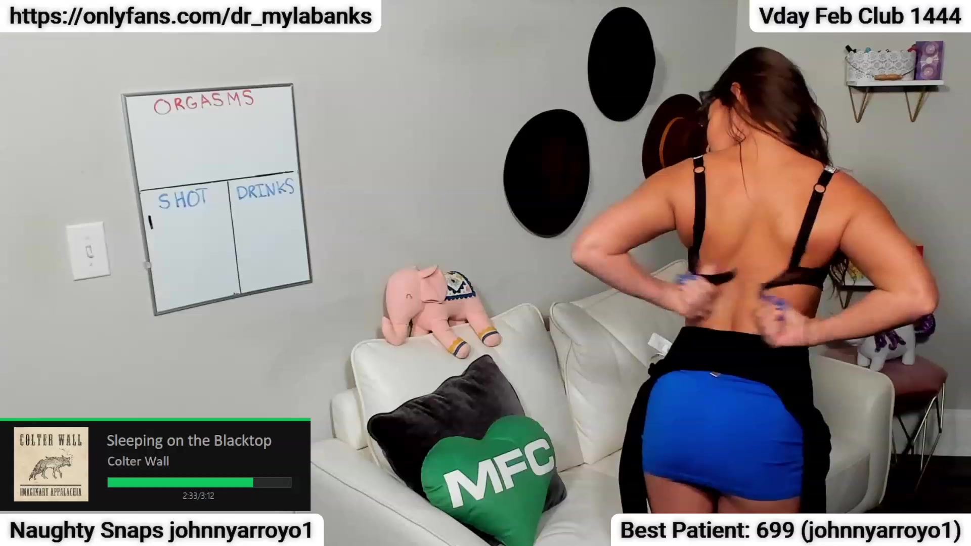 Gallery image thumbnail from Dr_MylaBanks's myfreecams stream on, 02/14/2023, 05:24 image 13 of 20